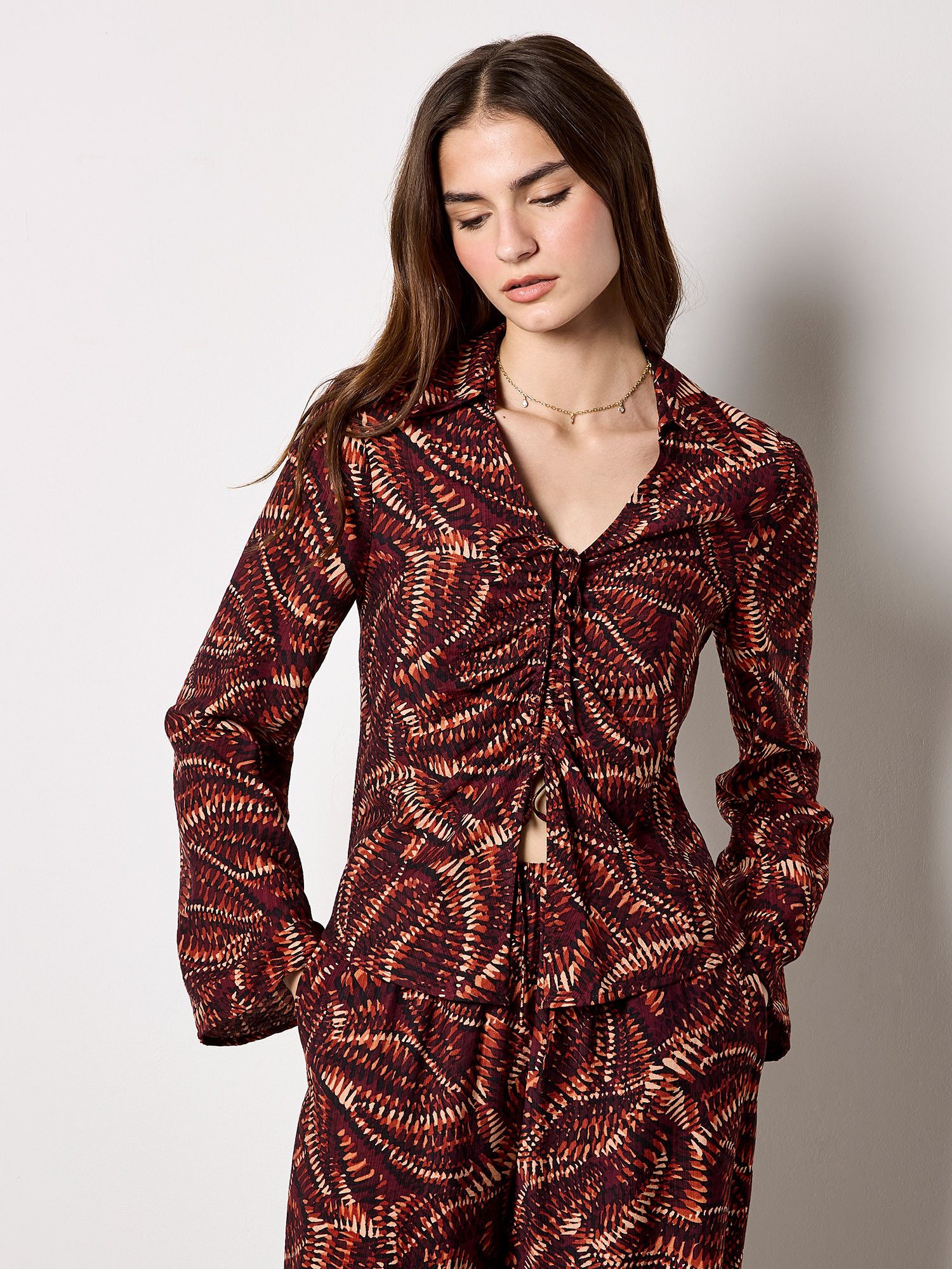 Klassische Bluse Geraffte Bluse