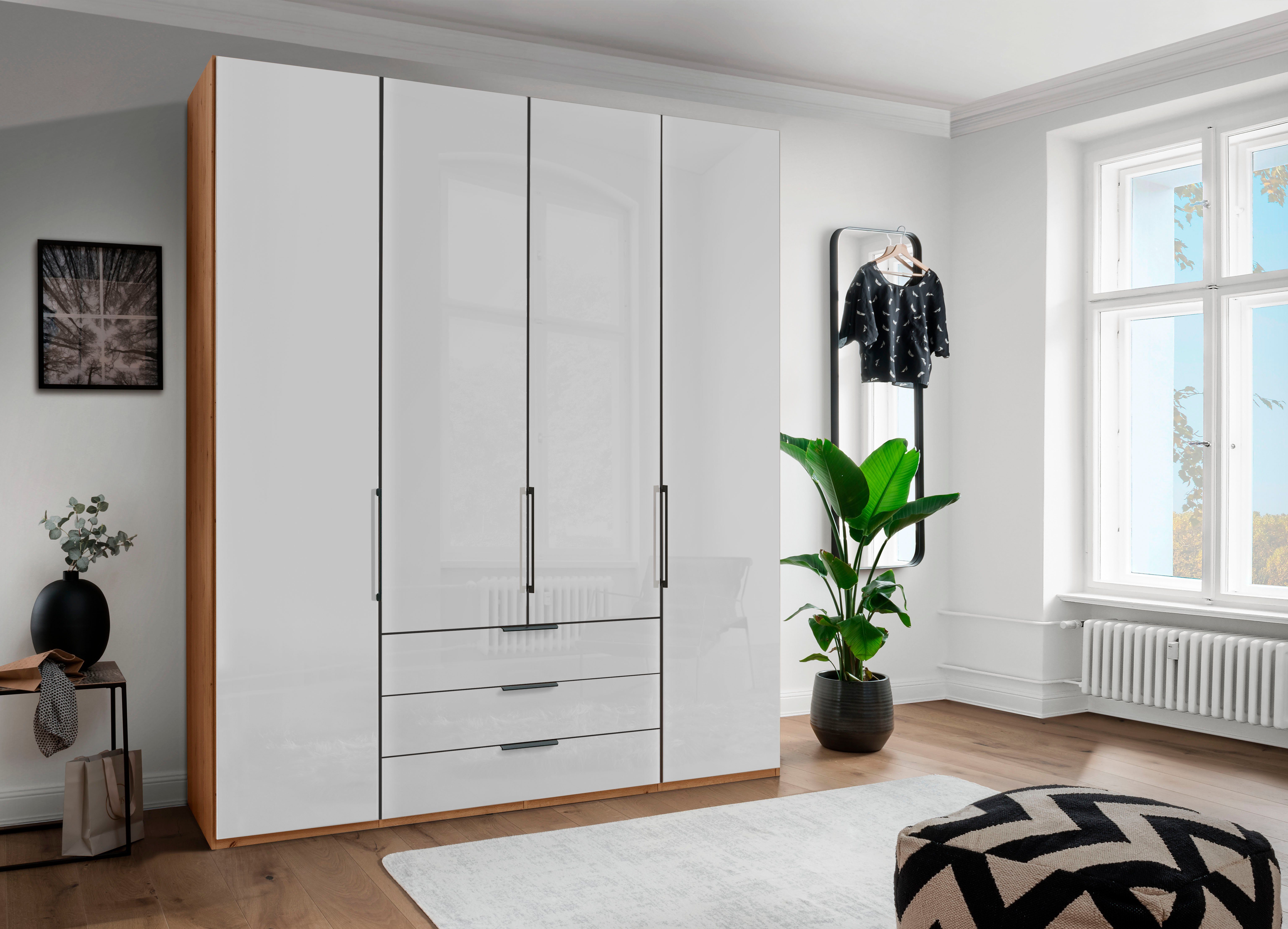 WIEMANN Drehtürenschrank "Monaco" mit Glasfront sowie hochwertigen Beschläg günstig online kaufen