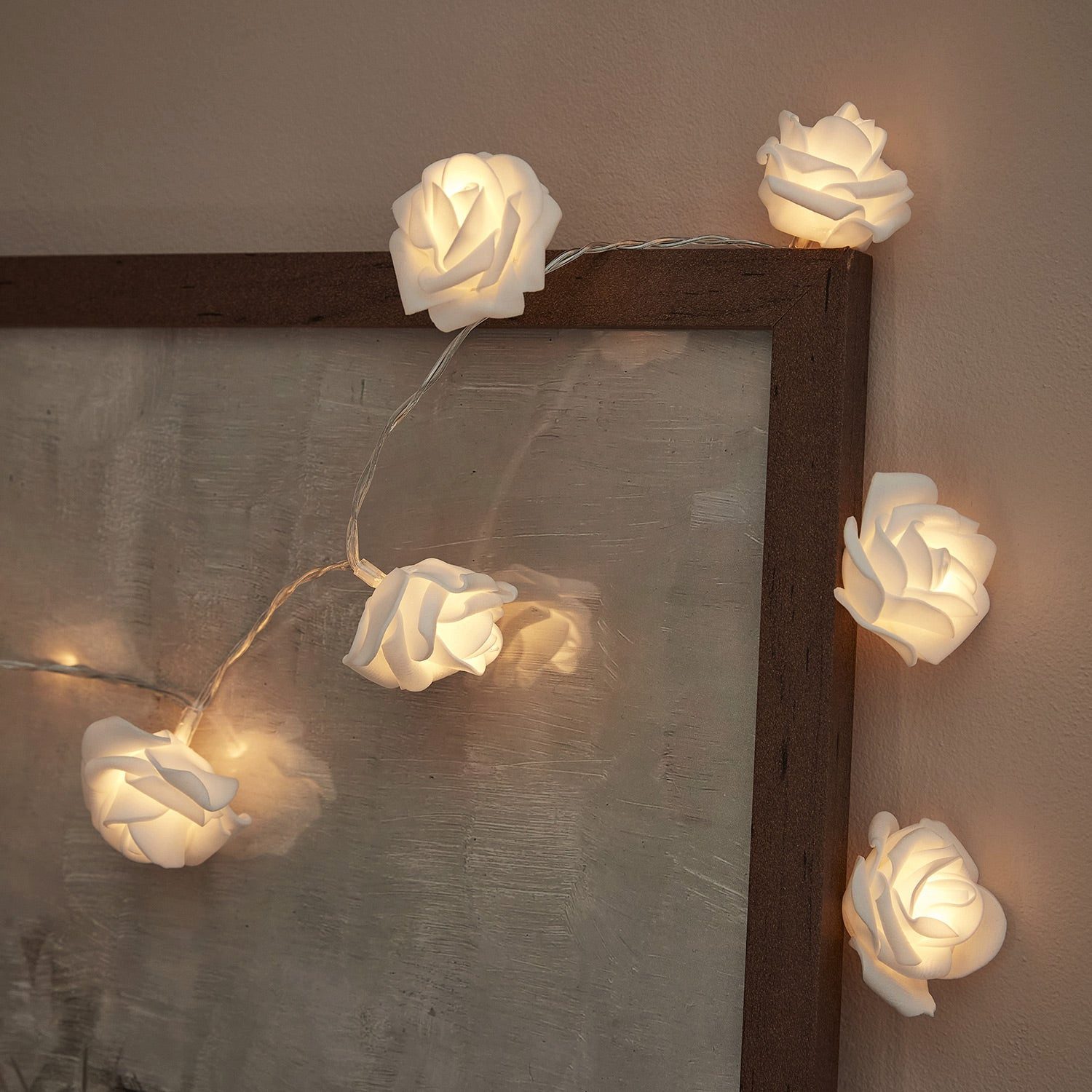 Lights4fun LED-Lichterkette 20er LED Rosen Lichterkette warmweiß batteriebetrieben