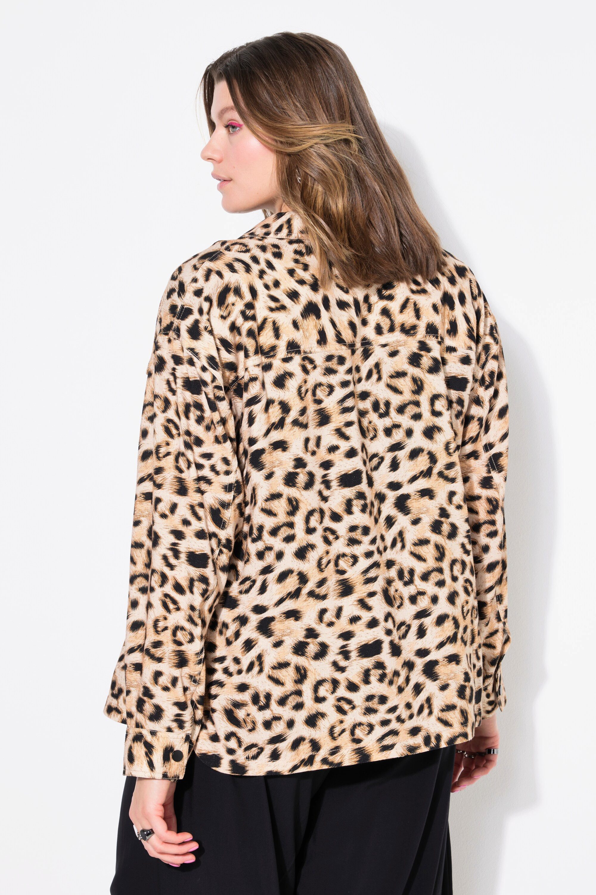 Studio Untold Sommerjacke Hemdjacke Boxy Shape Leinenmix Leo gerundeter Saum