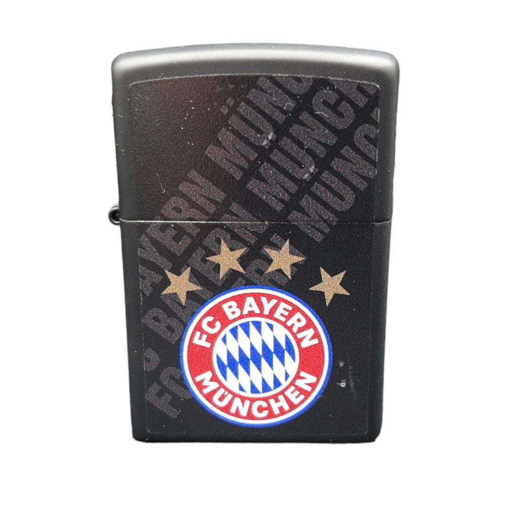 Feuerzeug ZIPPO Benzinfeuerzeug "FC Bayern" in schwarz