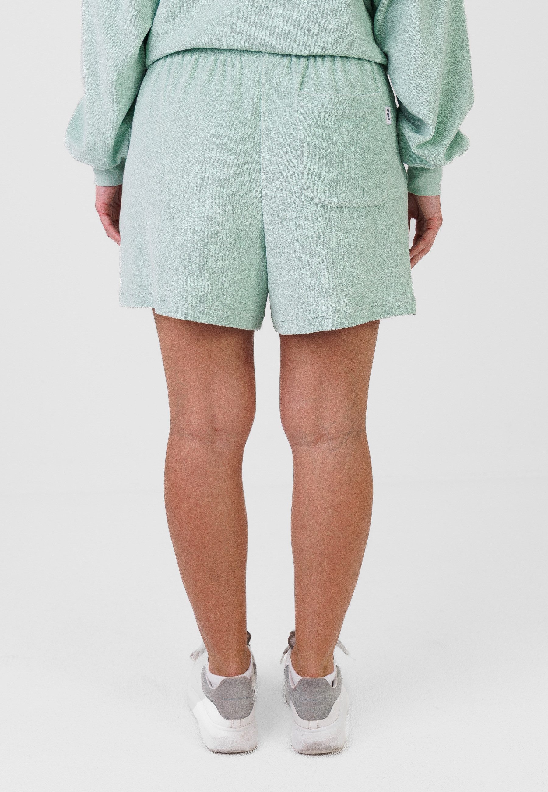 Kleinigkeit Sweatshorts Kleinigkeit Katy Terry Shorts (1-tlg)