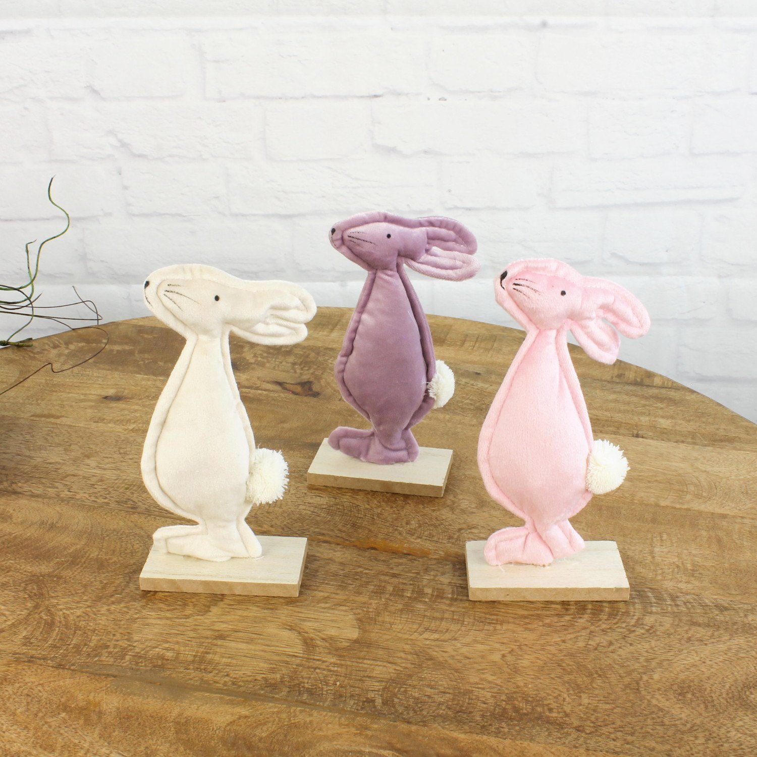Macosa Home Osterhase 3er Set Osterdeko Dekofigur Ostern bunt, Samt Dekohase Holzhase Osterhase