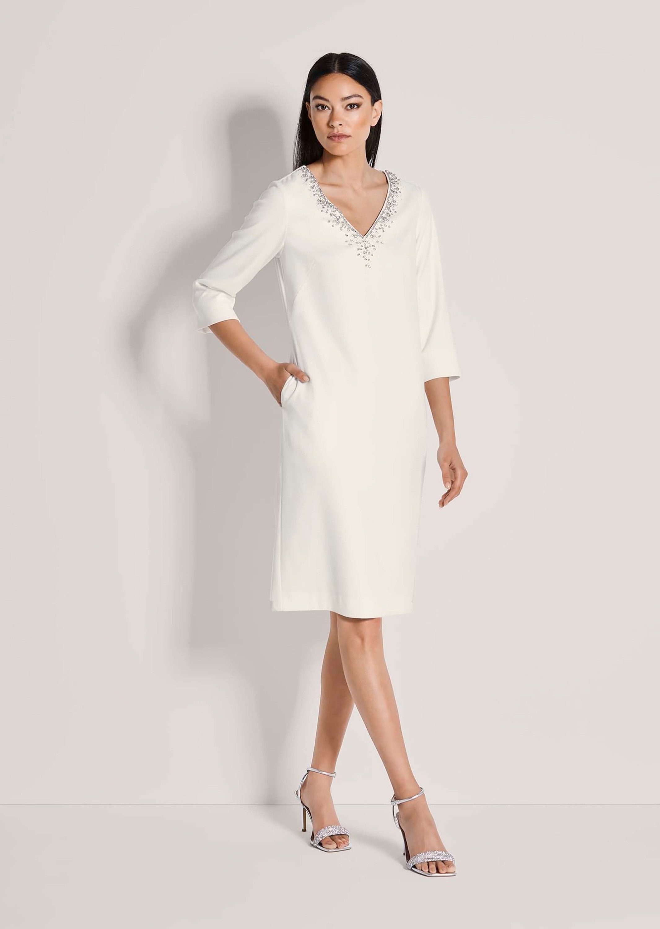 MADELEINE Etuikleid Businesskleid mit Strass-Details Sommerkleid mit V-Auss günstig online kaufen