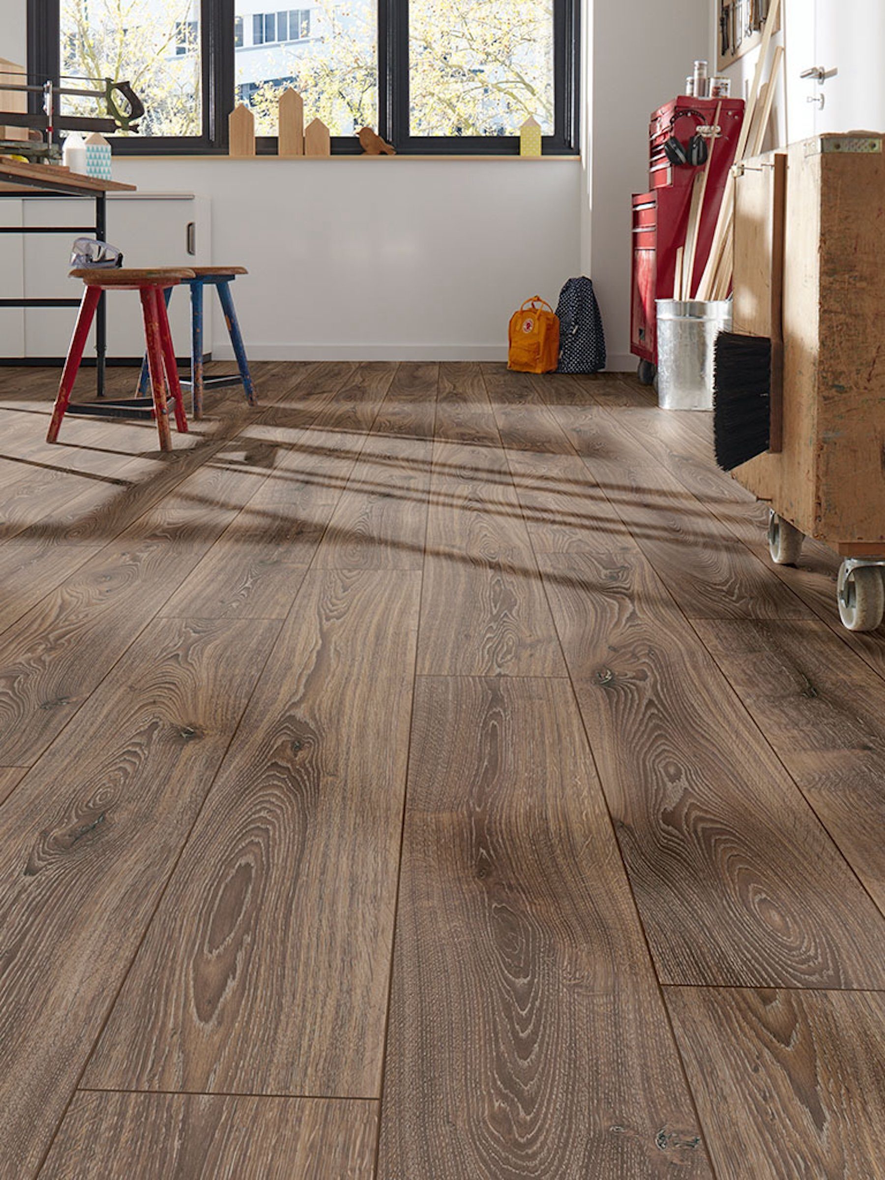 TANON Laminat State OAK 12mm 6,465m2, mm, Dunkle - Pro Laminatboden Easy-Klicksystem trifft Park Line auf Eleganz 1375x188x12 für JANGAL stark, Natur,