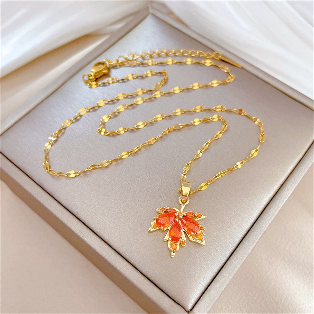 (1-tlg) Maple Charm-Kette Light Frauen Leaf für Red Luxus-Halskette, Geschenk DAYUT