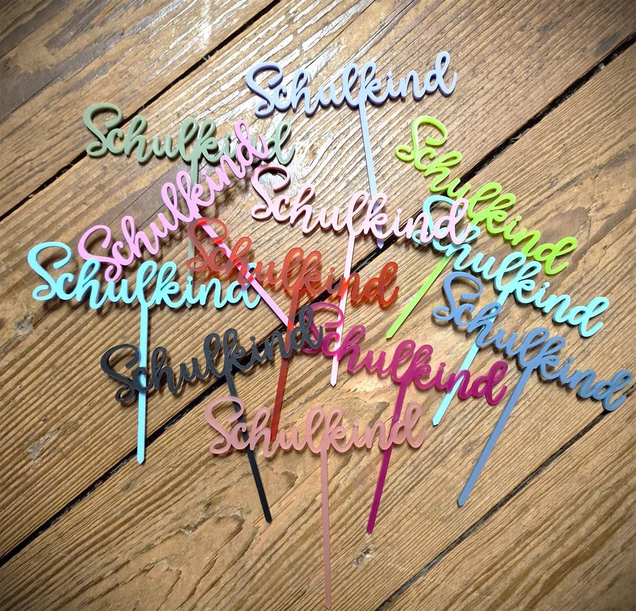 Elfenstall Tortenstecker Kuchentopper für den Schulanfang aus Acryl Schulkind