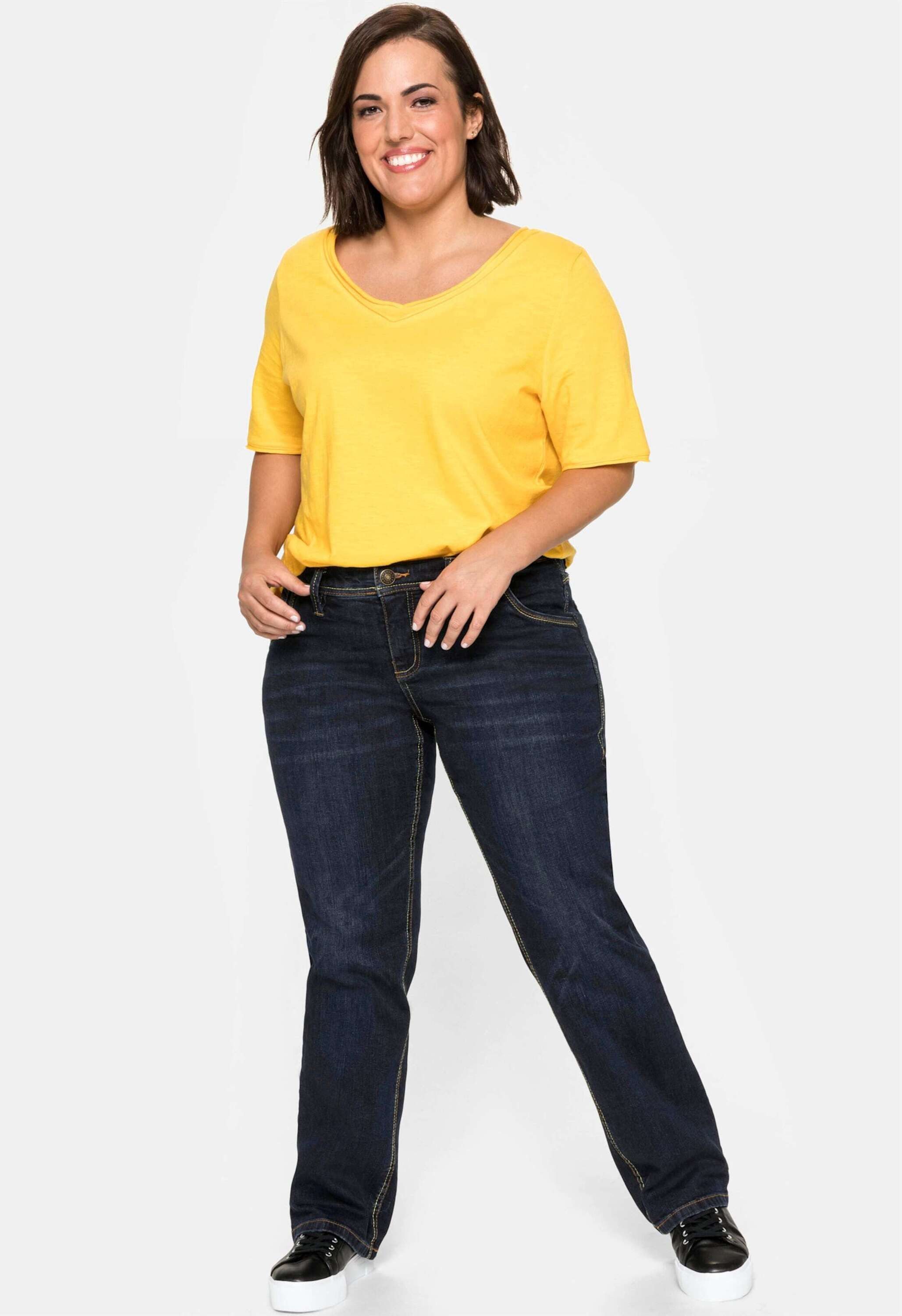 Sheego Bequeme Jeans Stretch-Jeans mit gerader Beinform, individuelle Used-Effekte