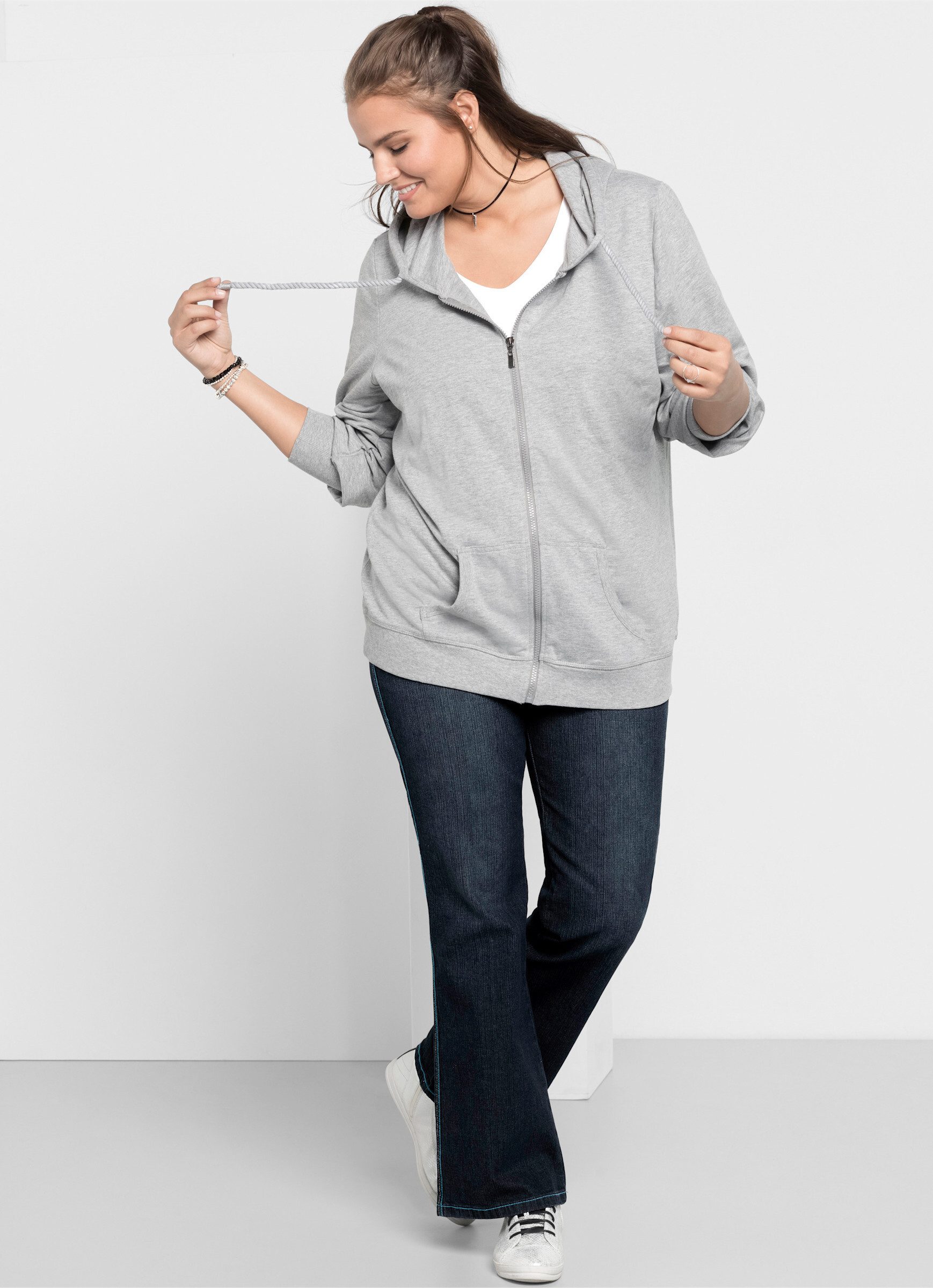 Sheego Bequeme Jeans Bootcut-Jeans . mit Used-Effekten günstig online kaufen