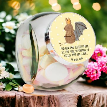 Mr. & Mrs. Panda Vorratsglas L 870ml Fledermaus Sitzen - Gelb Pastell - Geschenk, Küchenorganizer, Premium Glas, (1-tlg), Vielseitig einsetzbar