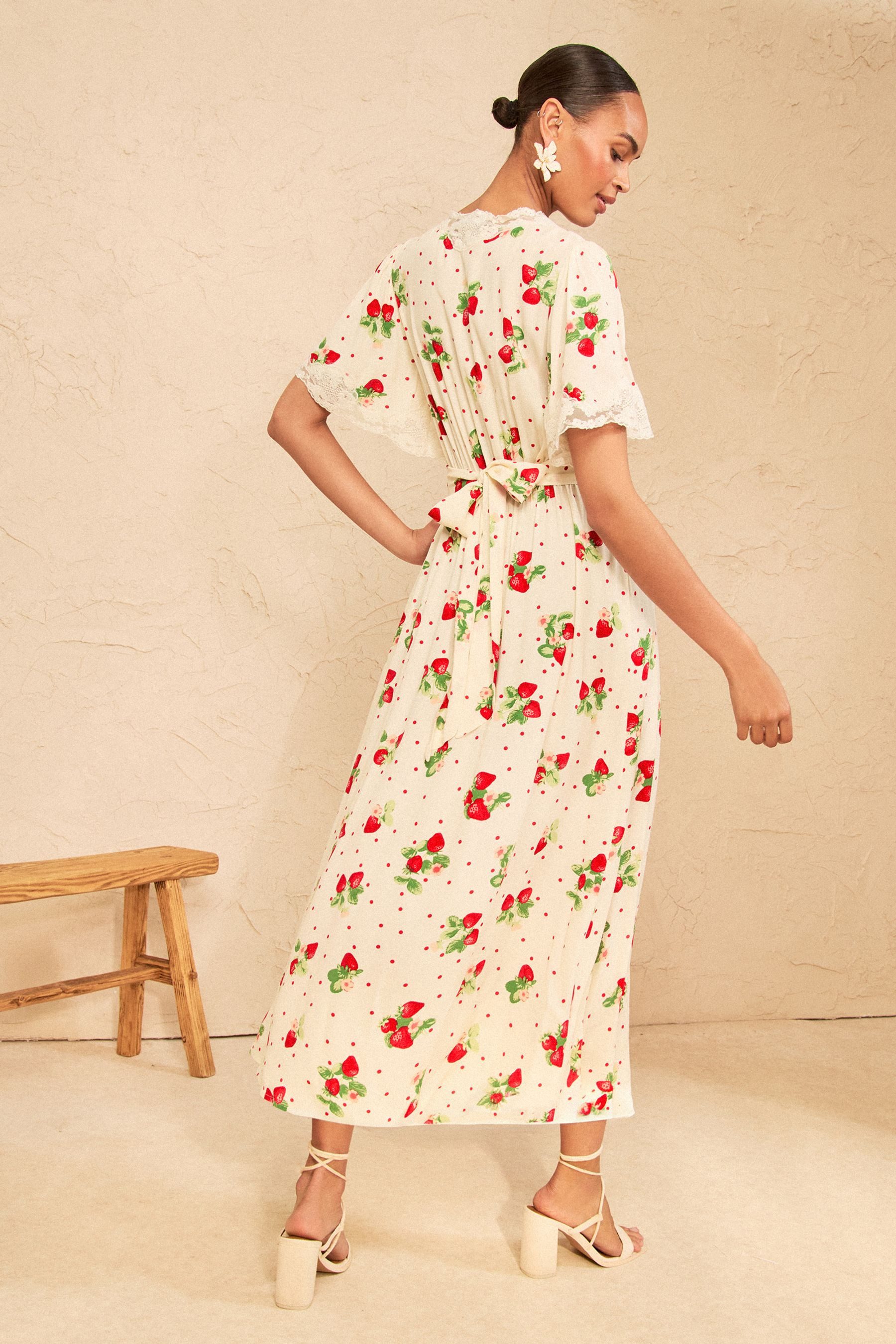 Love & Roses Maxikleid Love & Roses Midaxikleid mit Spitze, Regular (1-tlg)