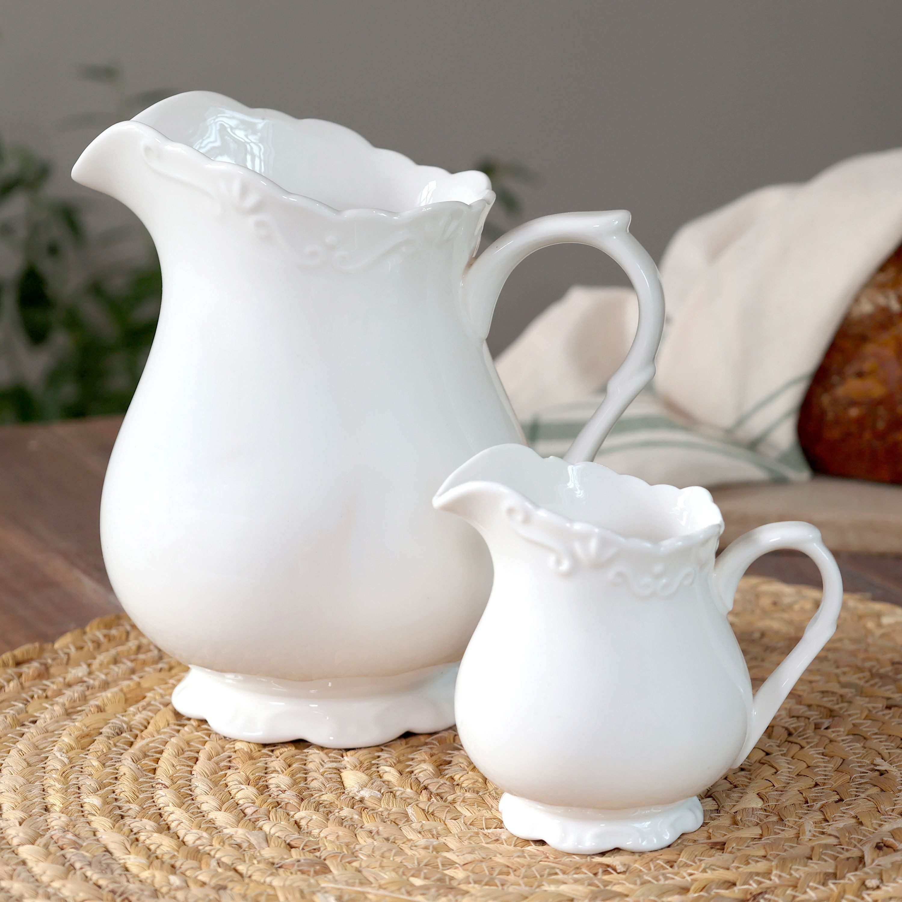 Chic Antique Milchkännchen Chic Antique Milchkännchen Sahnekännchen Kanne Porzellan Provence