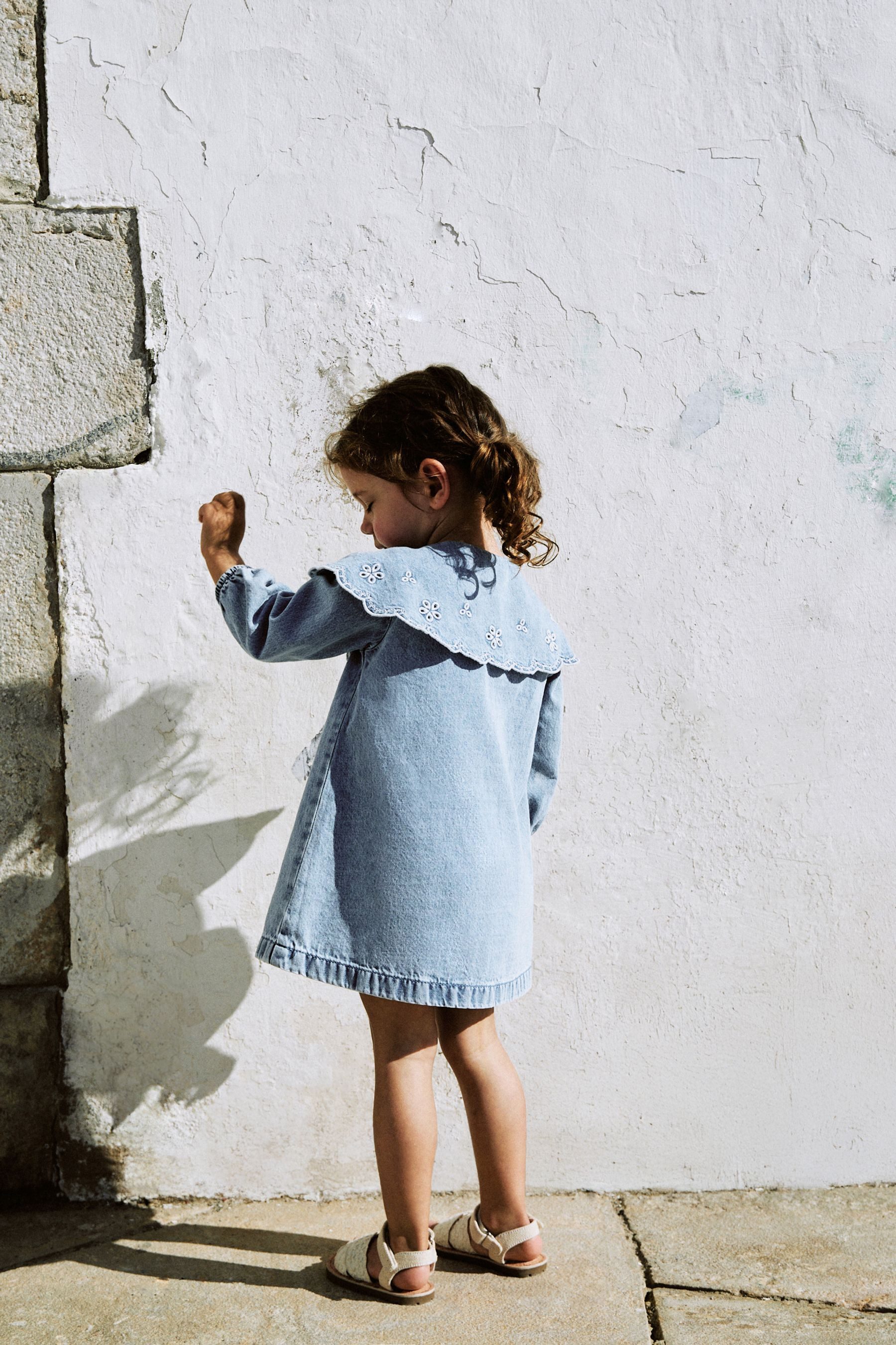 Next Jeanskleid Kleid mit besticktem Kragen günstig online kaufen