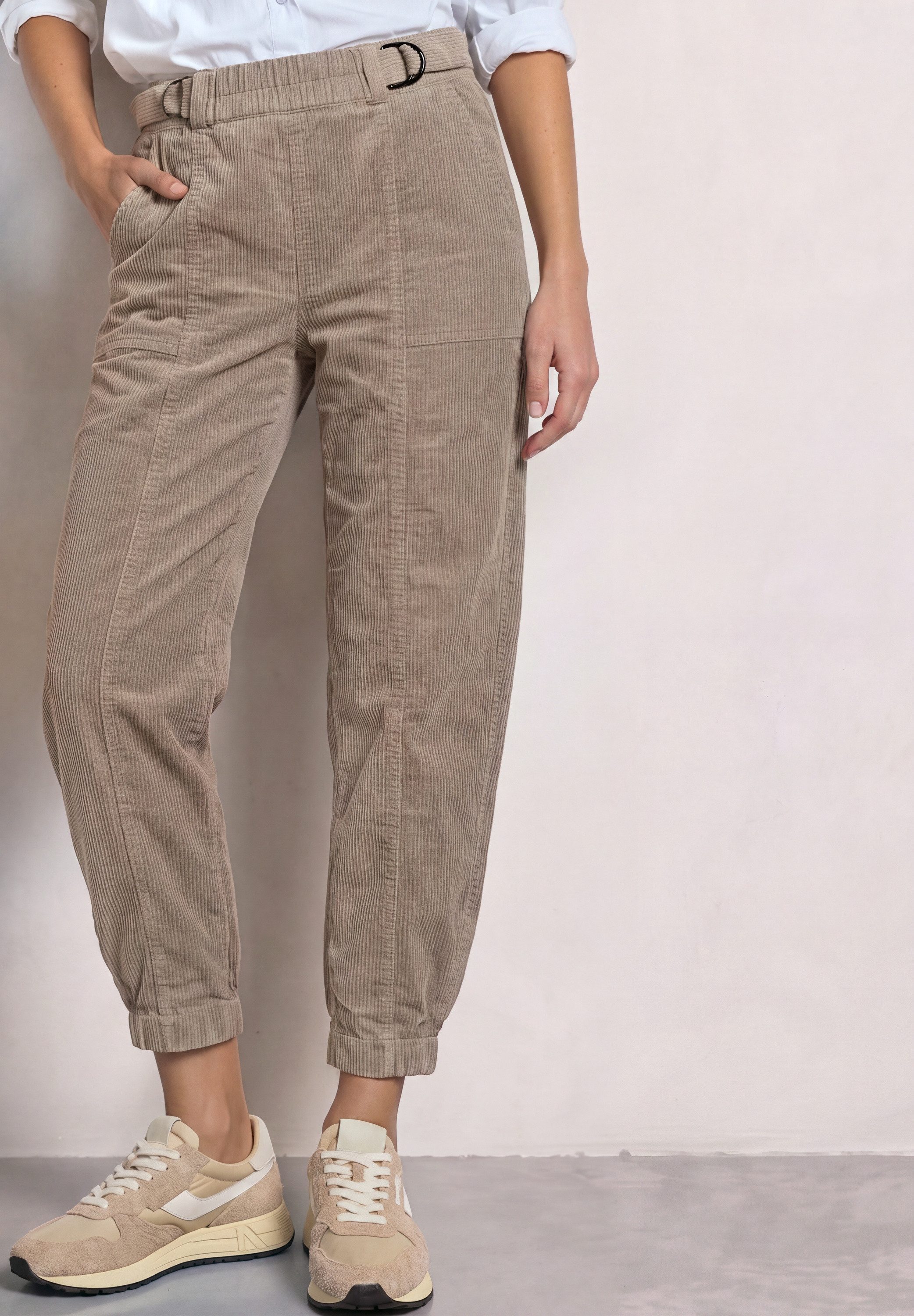 STREET ONE Cordhose Style Karlie mit Barrel Leg / Gummizug