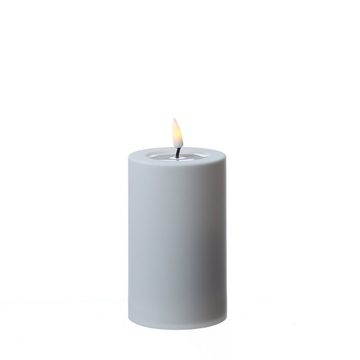 Deluxe Homeart LED-Kerze MIA für Außen 3D Flamme flackernd H: 12,5cm D: 7,5cm weiß outdoor (1-tlg)