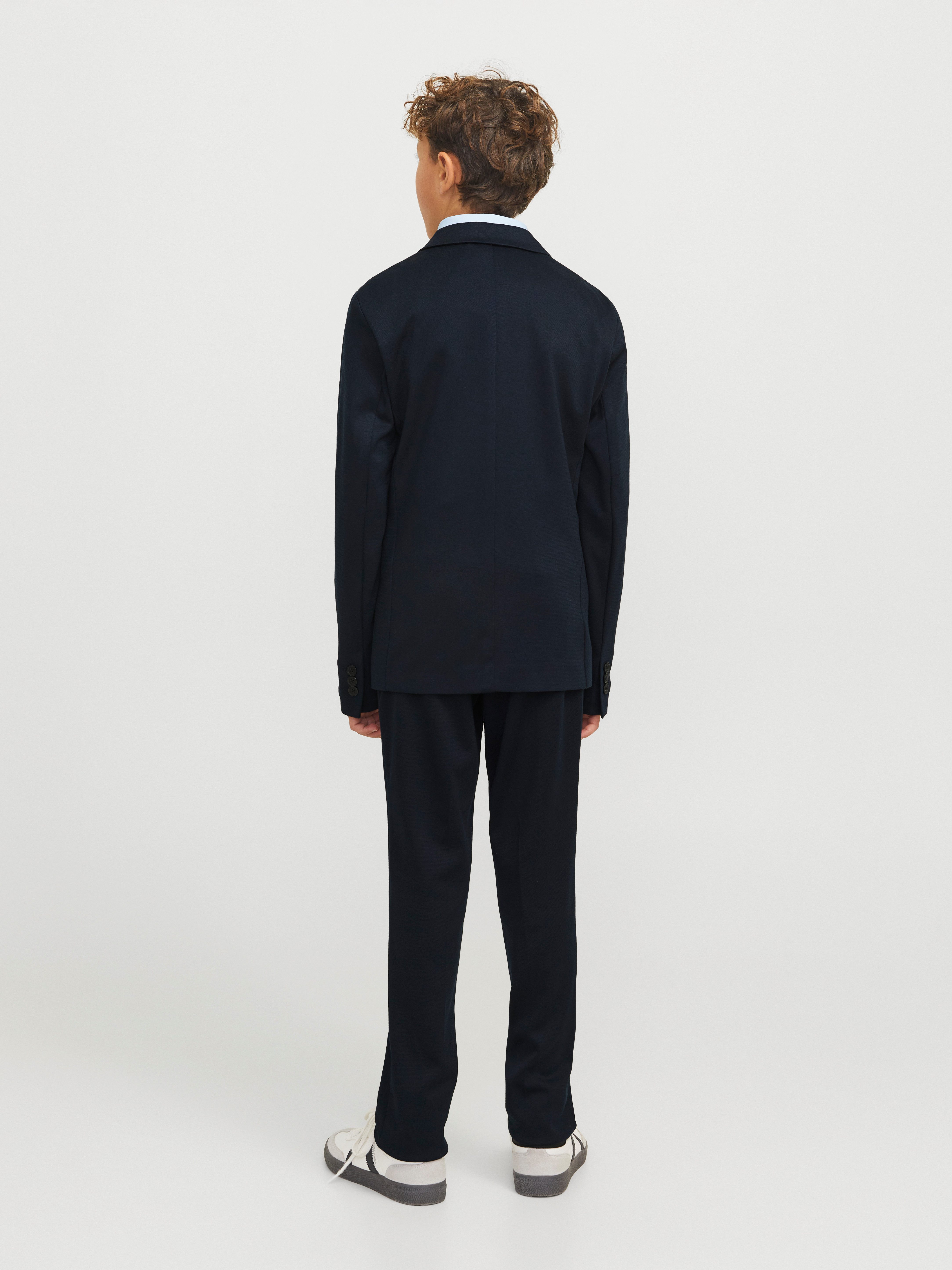 Jack & Jones Junior Anzughose JJEJAXON bietet Komfort durch elastische Passform unifarben, modisch, slim fit, Web