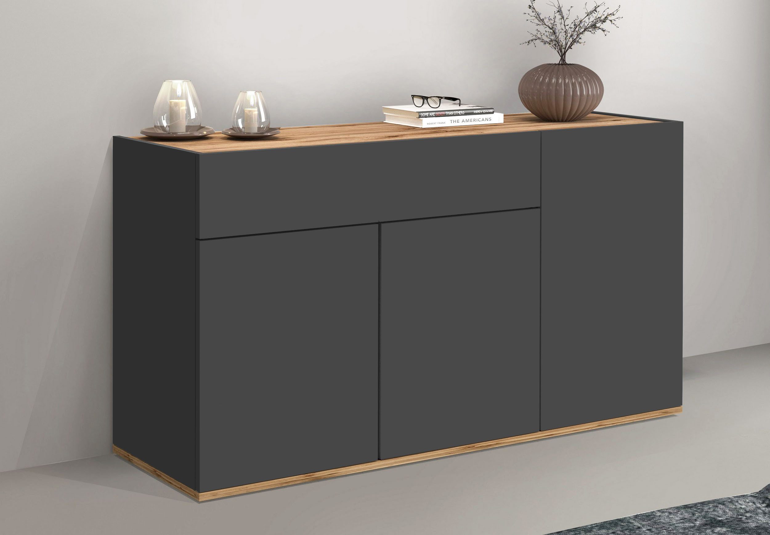 INOSIGN Sideboard Garda, Kommode, Schrank, 3 Türen, 1 Schublade, Made in Italy, 3 Türen, 1 Schublade, grifflos Breite 120,1 cm, anthrazit/eiche matt