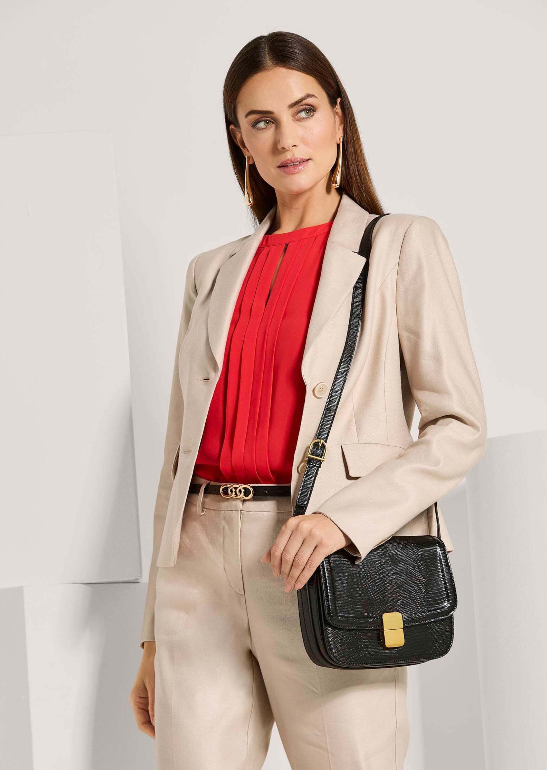 MADELEINE Kurzblazer Blazer in modischer Kurzform