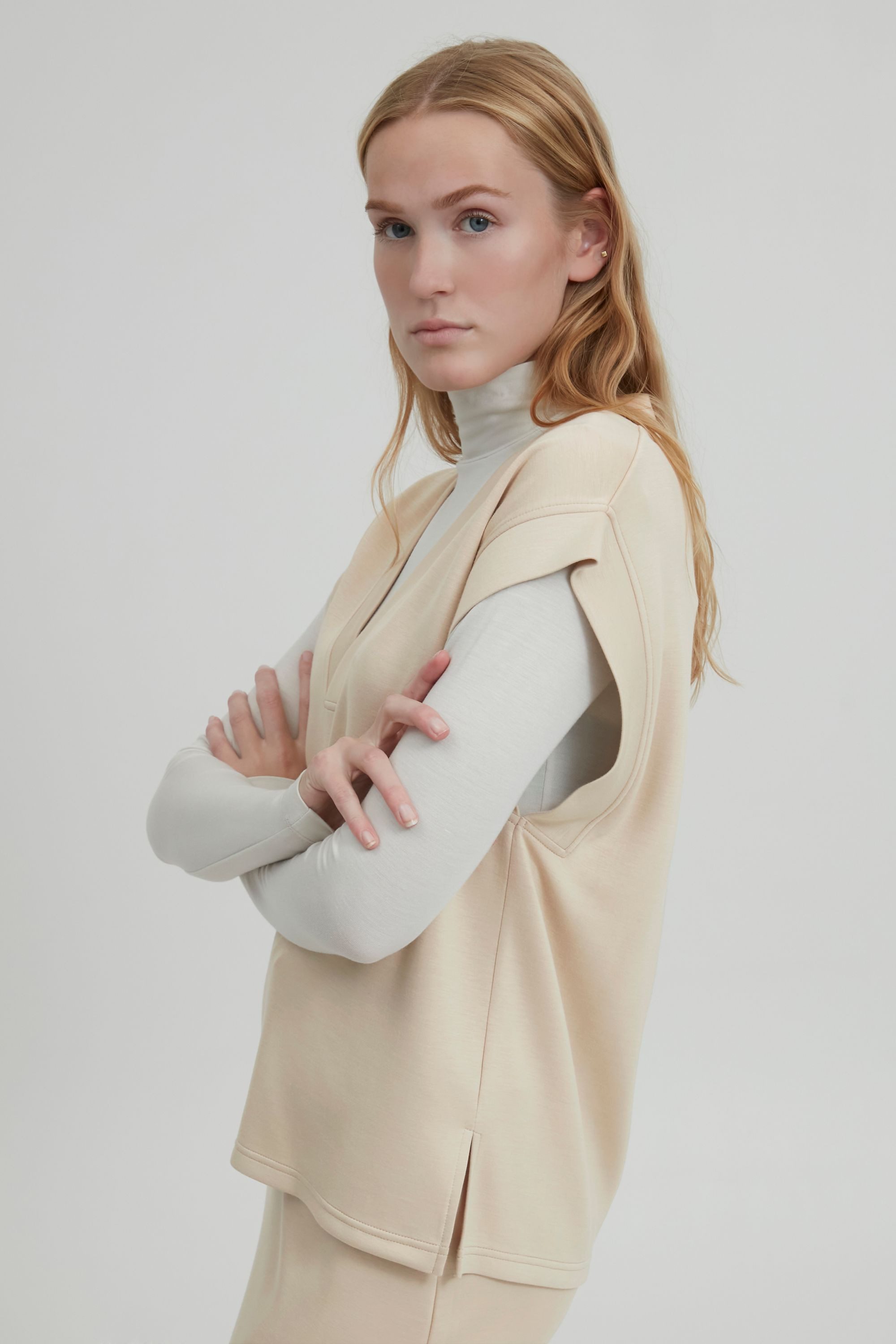 V-Ausschnitt-Pullover BYPUSTI SLIPOVER -20811035