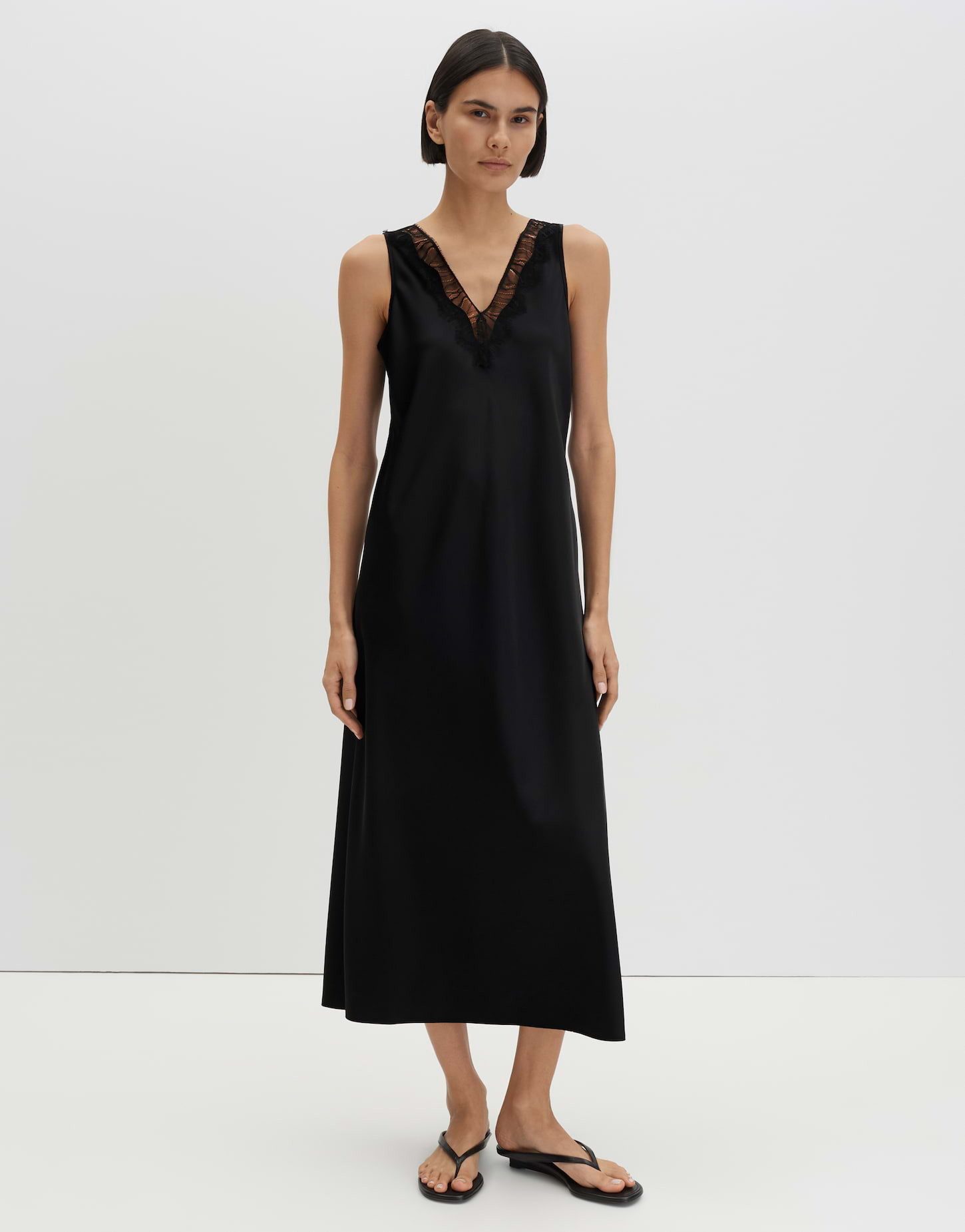 someday Midikleid Qamile aus Satin mit Spitzenbordüre Fließende A-Linie mit elegantem Schimmer