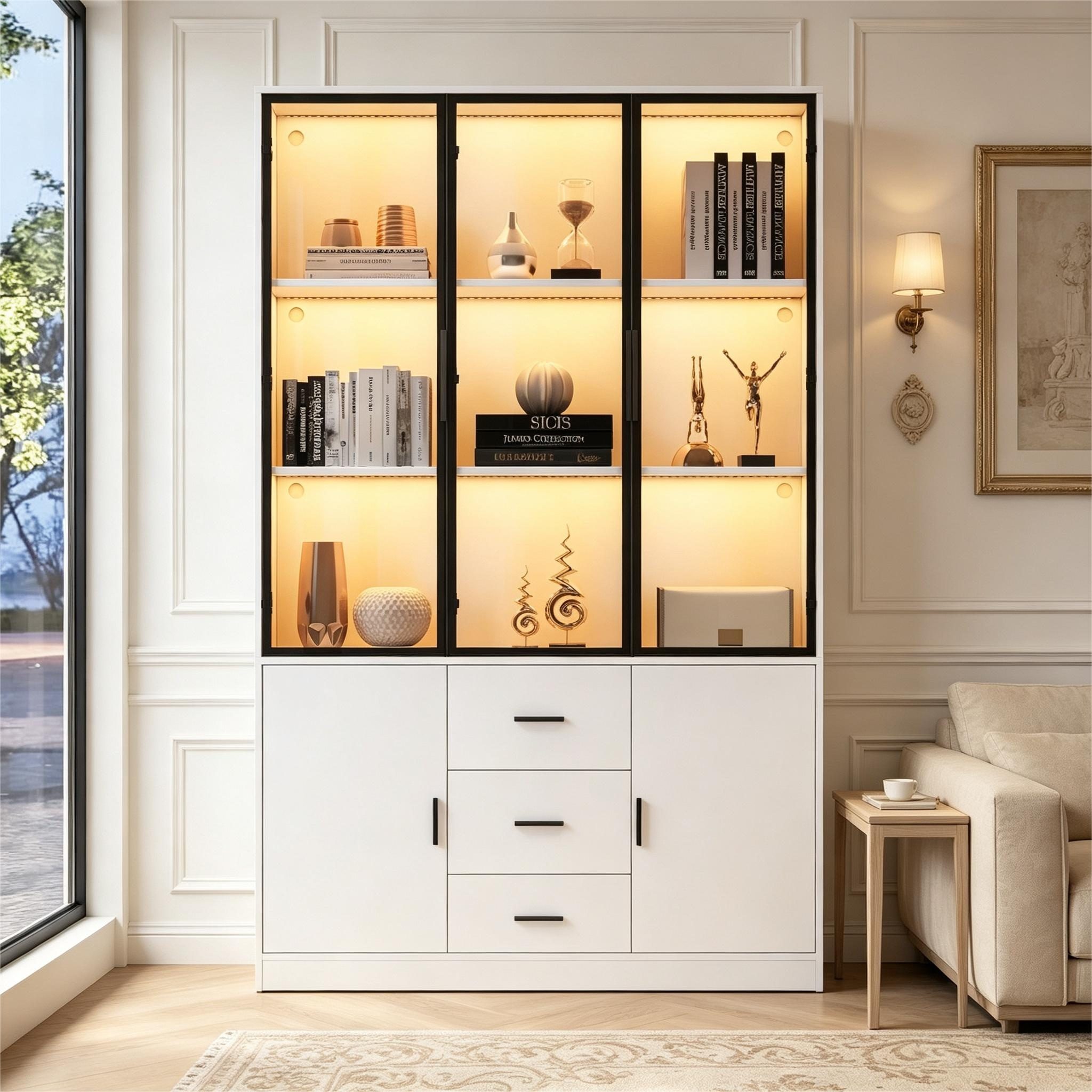 Fine Life Pro Standvitrine Vitrine mit Glas-Tür, LED-Licht, 3 Schubladen + Türen, weiß. 120x30x200 cm, viel Stauraum, ideal für Wohnzimmer. – Bild 2 von 5