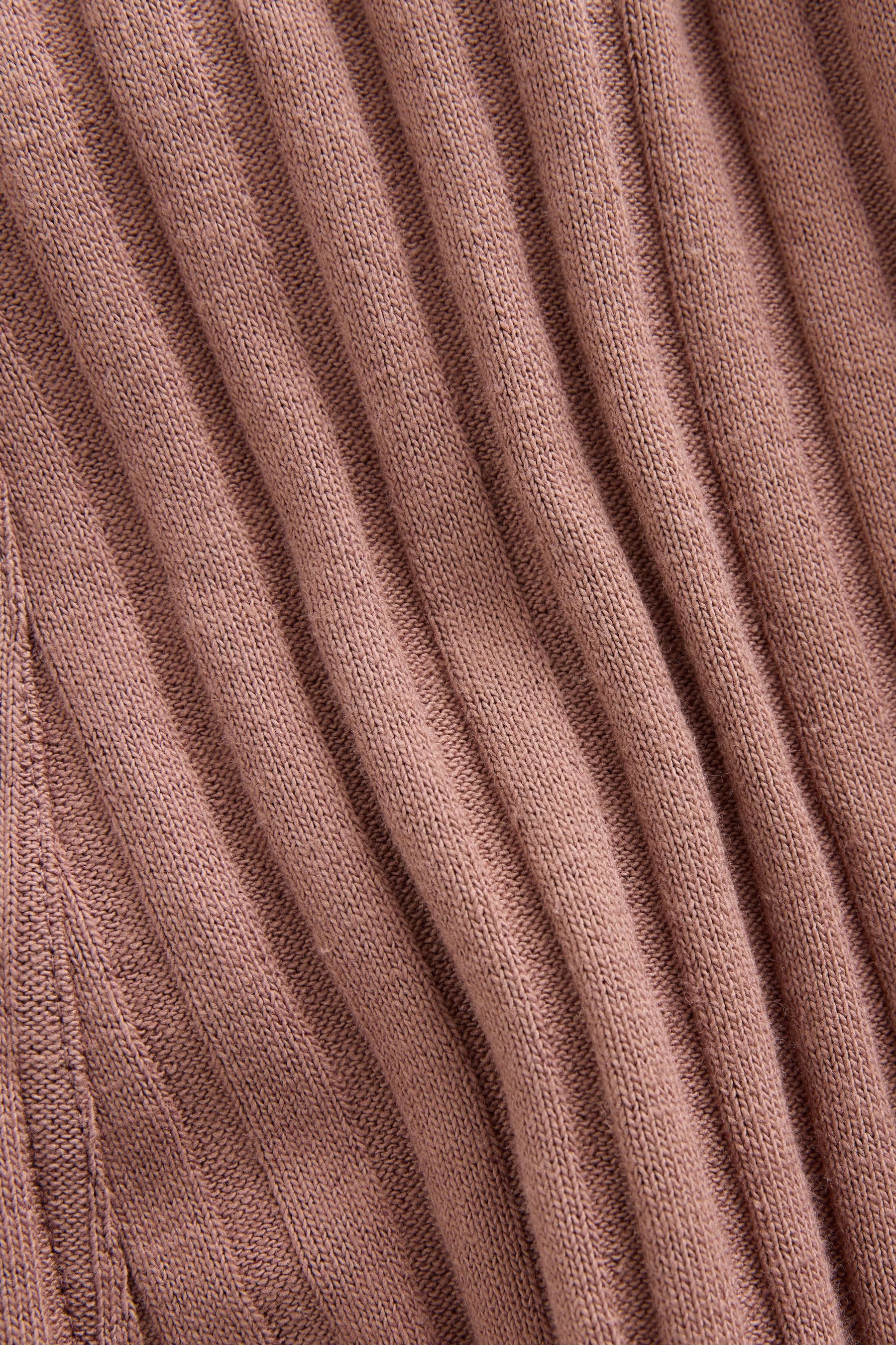 Next Minikleid Langärmeliges, geripptes Minikleid, U-Ausschnitt (1-tlg)