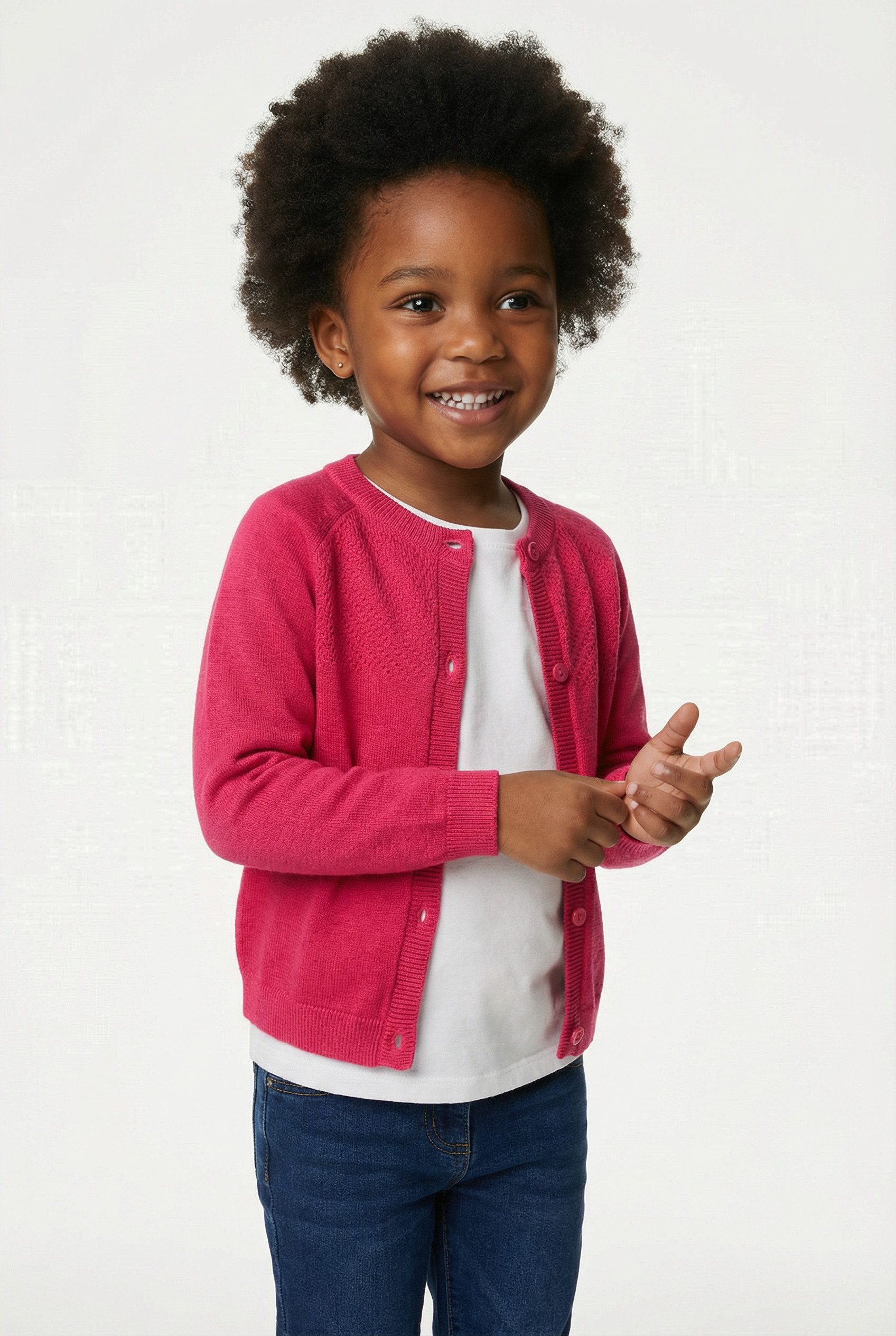 happy girls Strickjacke mit hochwertigem Strickmuster im vorderen Brustbereich