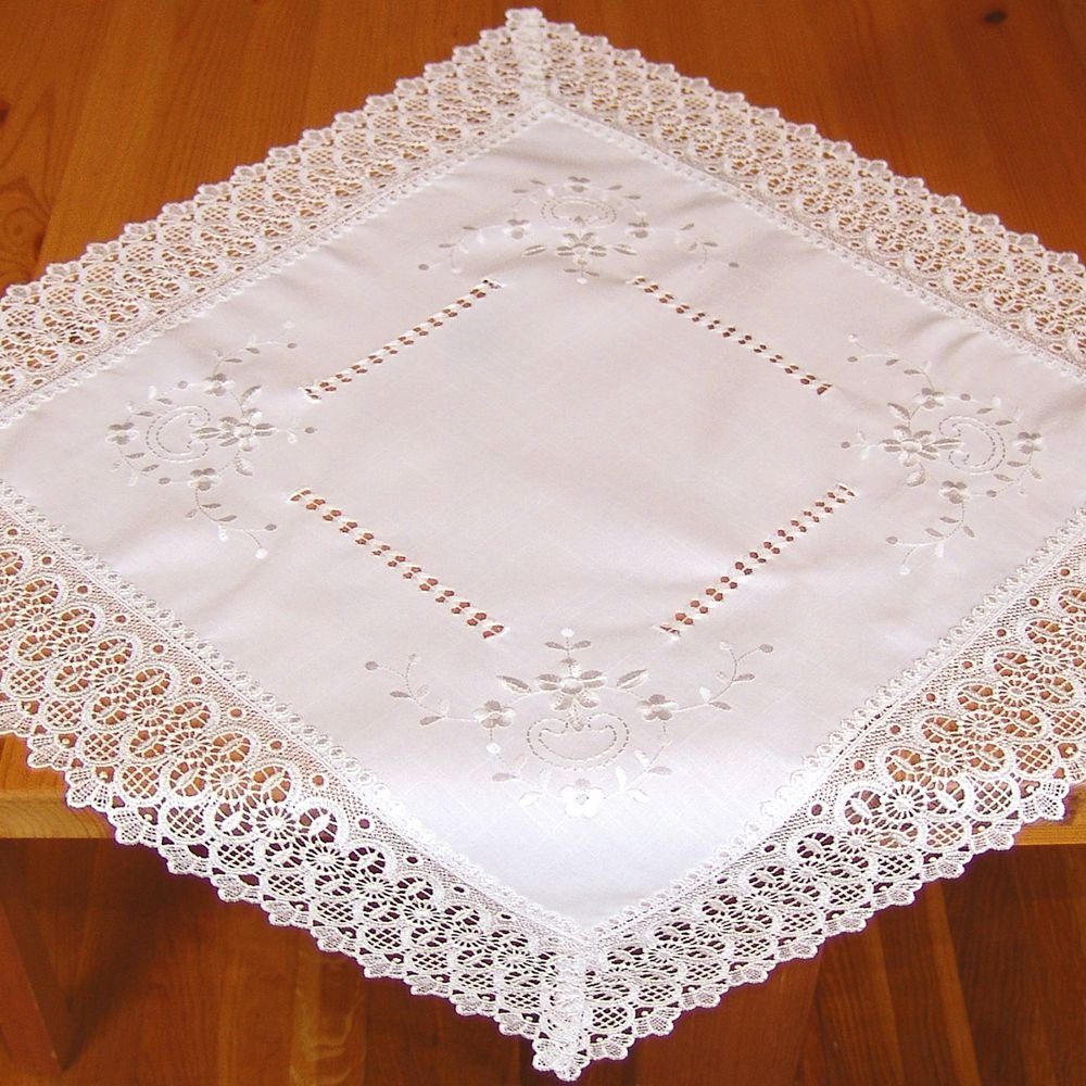 matches21 HOME & HOBBY Tischdecke Tischdecke CORA Spitze & Stickerei Landhausstil Polyester 60 x 60 cm (1-tlg), Pflegeleicht & waschbar bei 30 °C