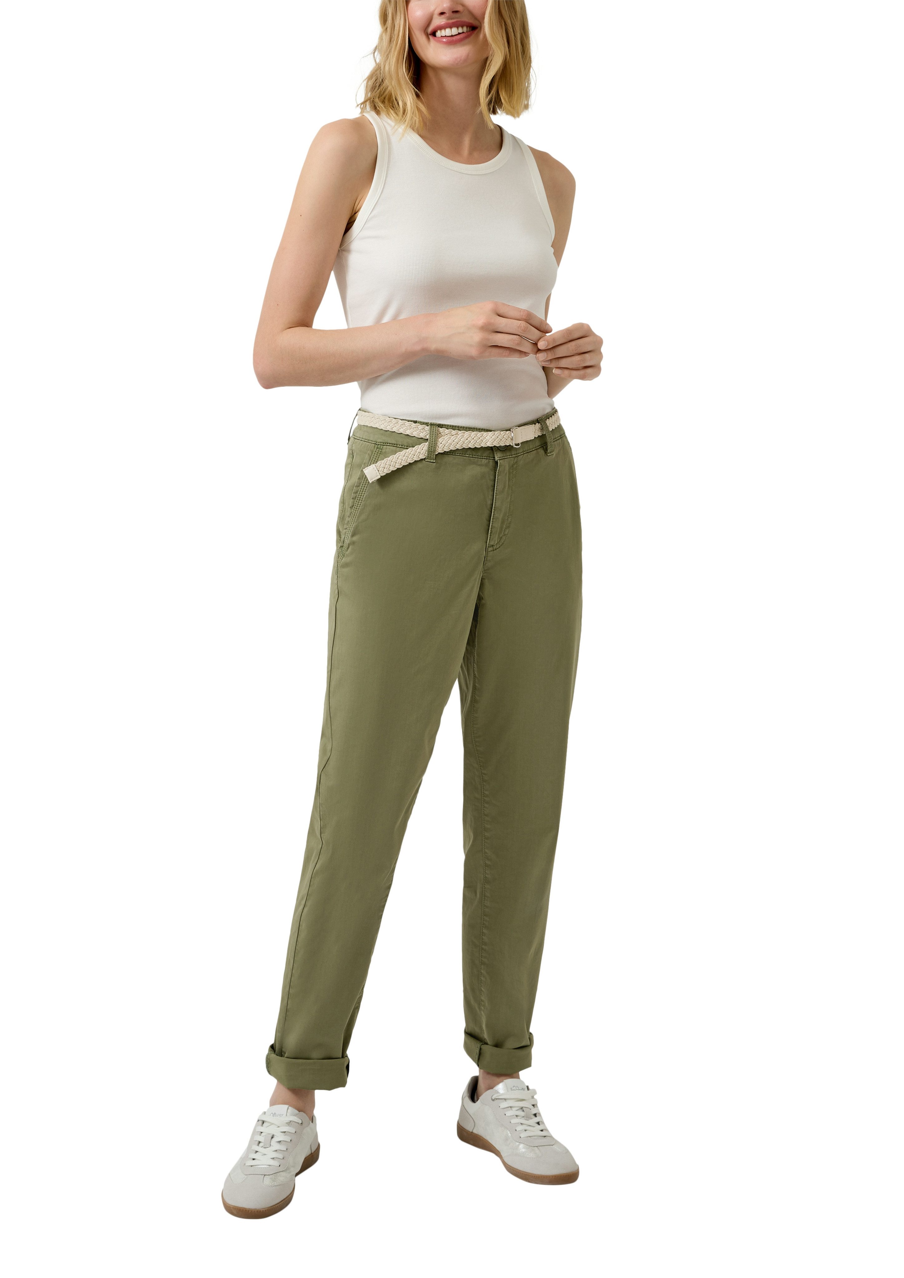 s.Oliver Chinohose mit Gürtel