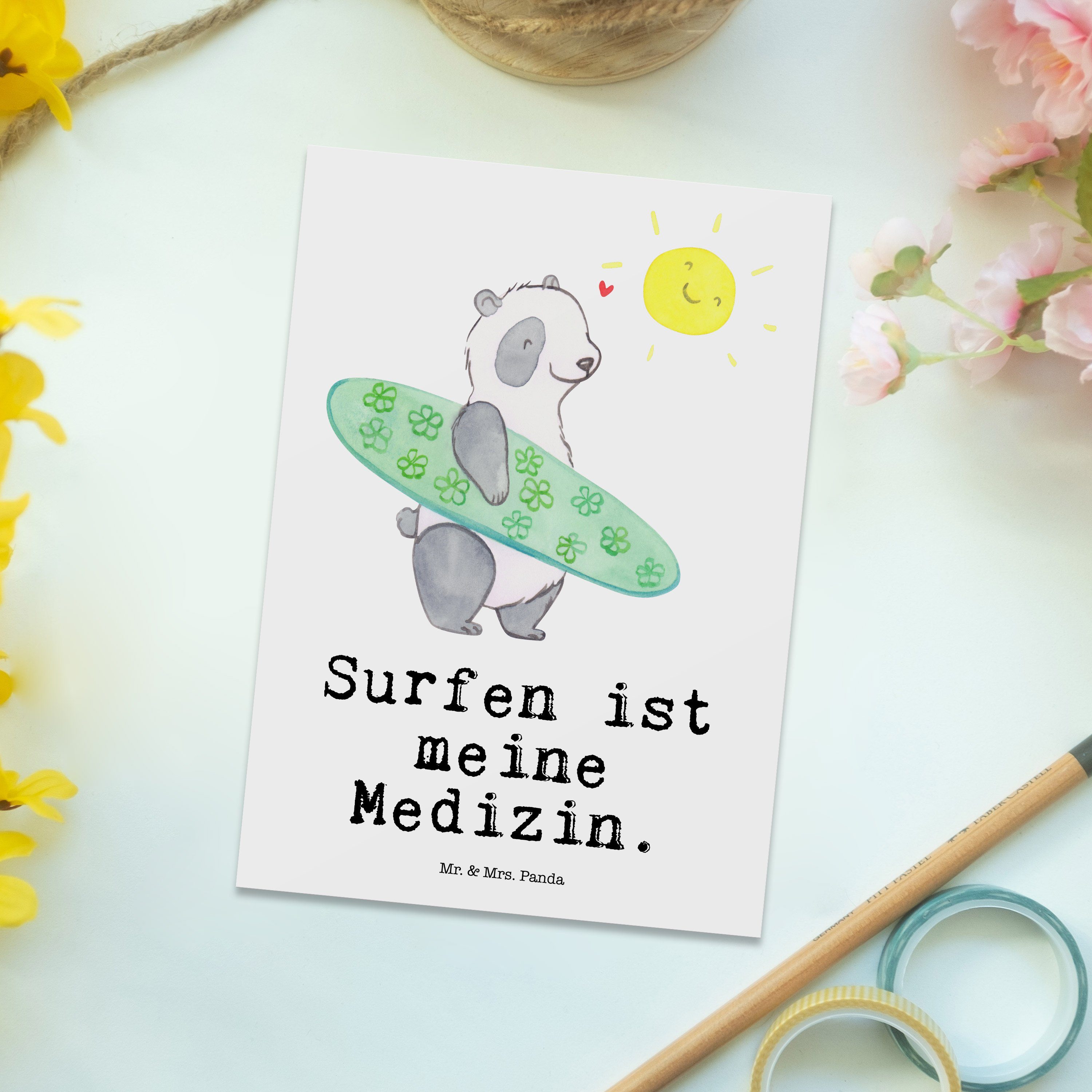 Mr. & Mrs. Panda Postkarte Panda Surfen Medizin - Weiß - Geschenk, Dankeschön, Ansichtskarte, Su