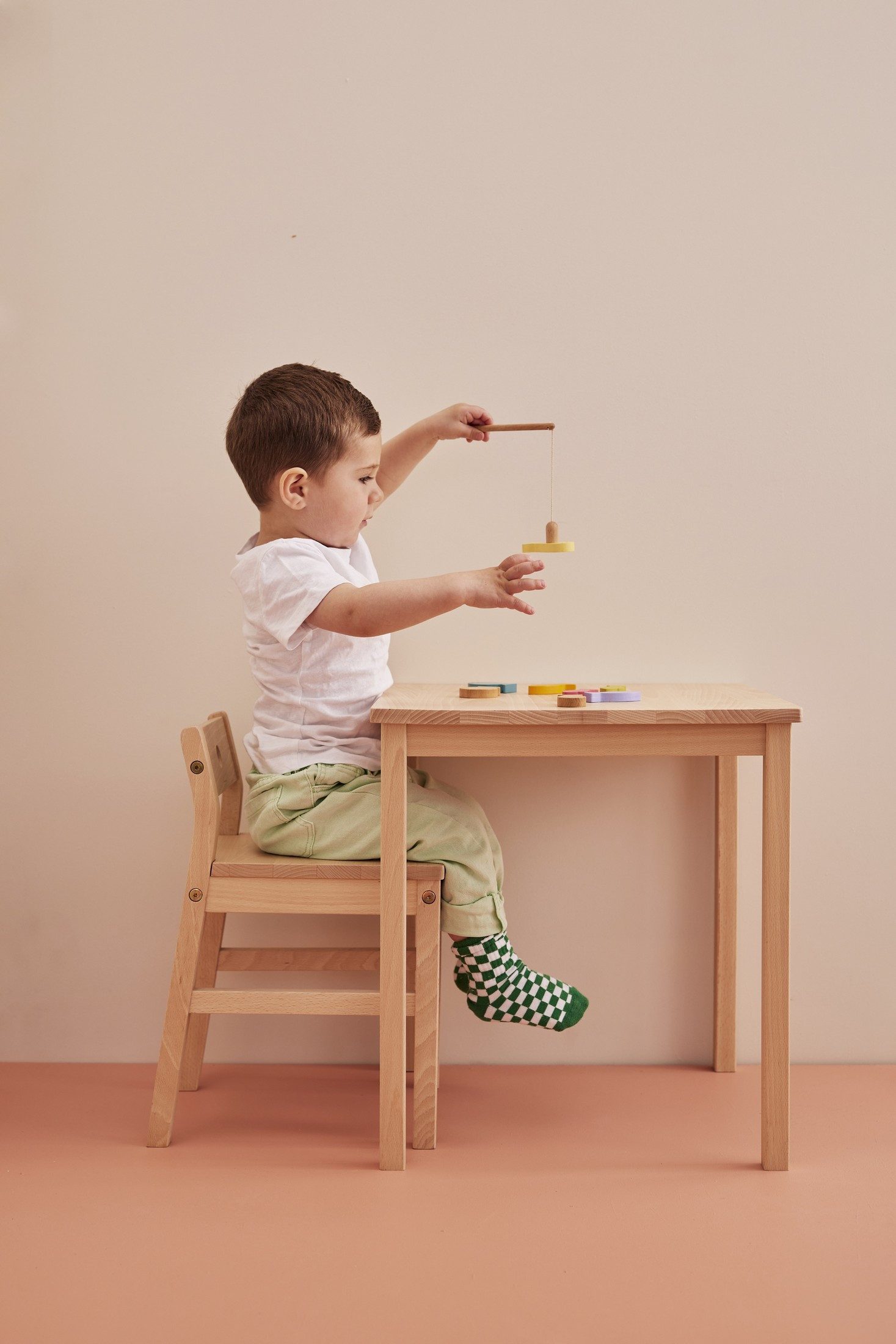 Kids Concept Lernspielzeug Kids Concept Angelspiel bunt - ab 2 Jahre - 22,5x17x2cm (9-St)