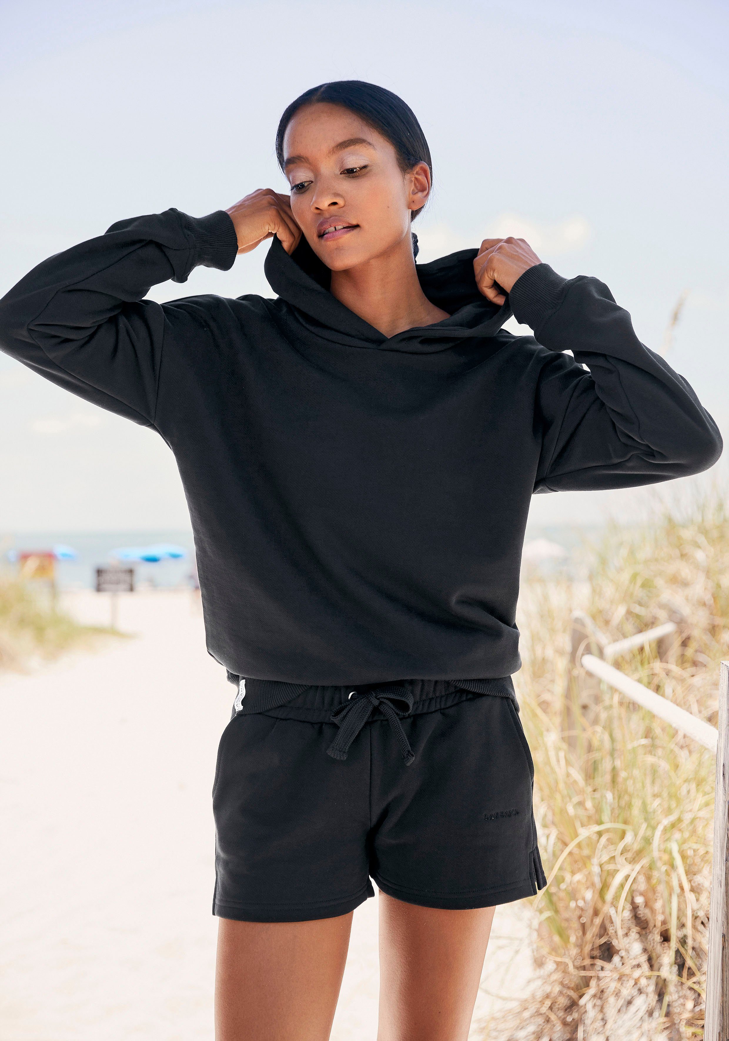 LASCANA Hoodie aus organischer Baumwolle, Loungewear