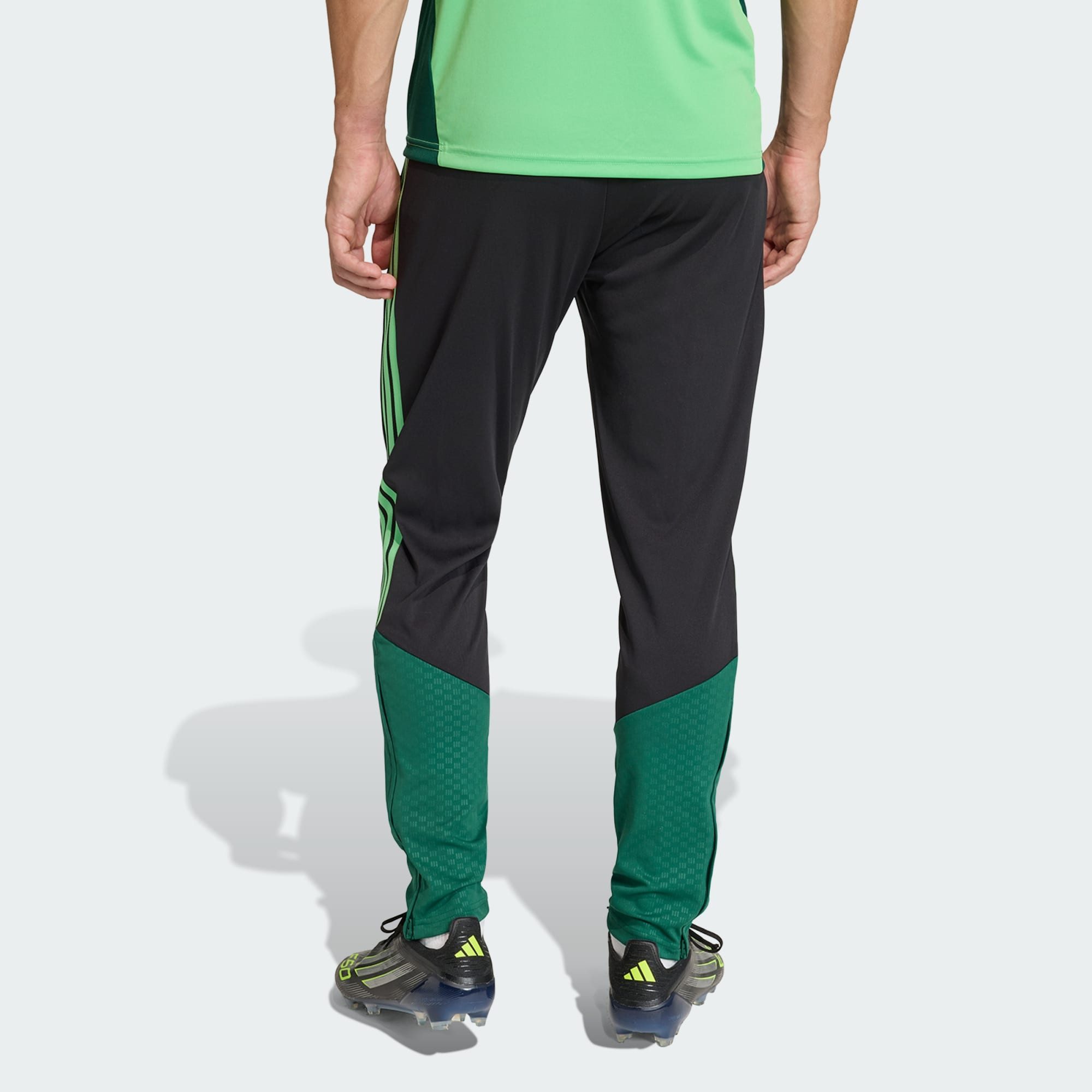 adidas Performance Trainingshose MEXIKO 26 TIRO TRAININGSHOSE (1-tlg)