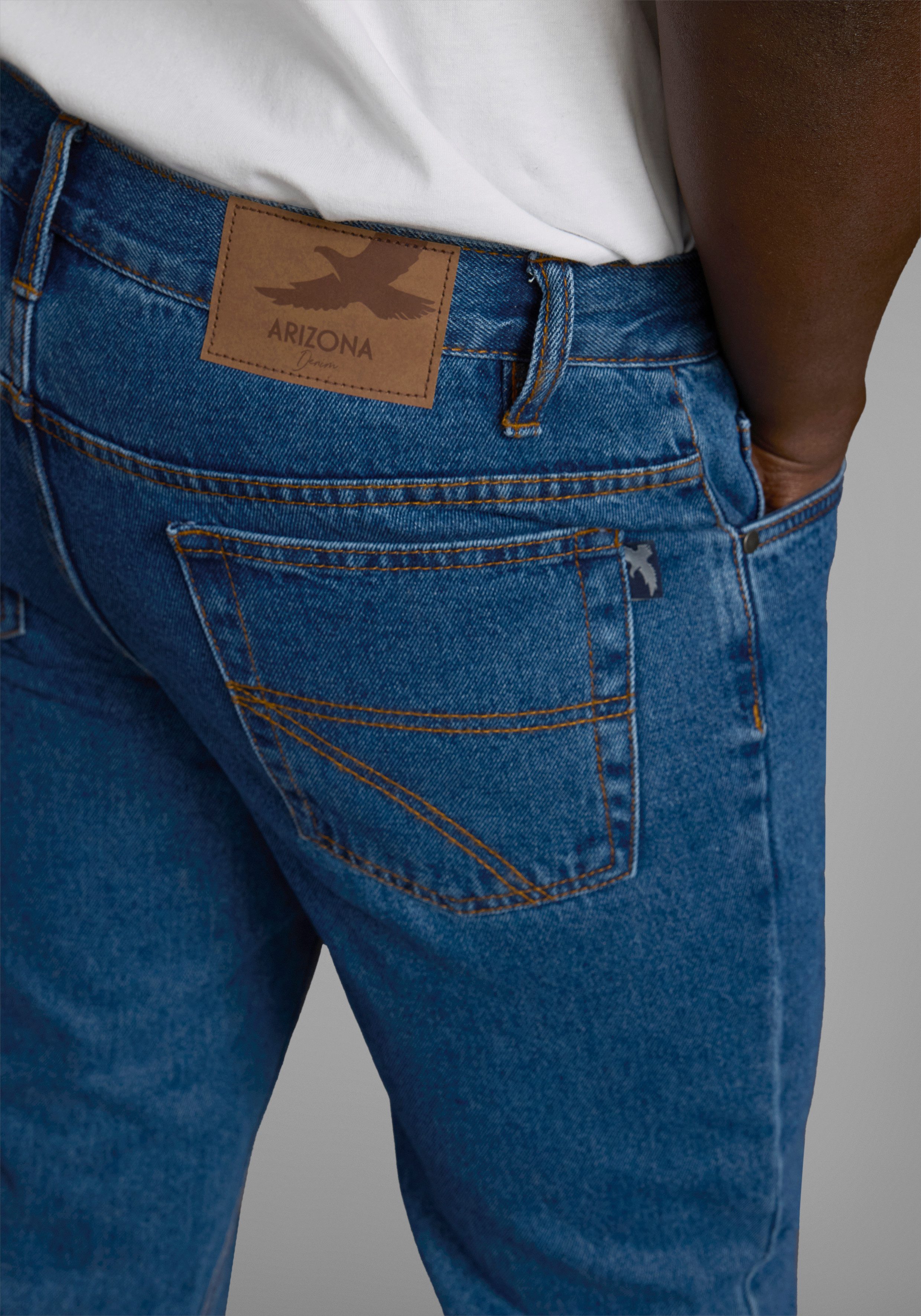 Arizona Regular-fit-Jeans James regular fit, gerades Bein, Five-Pocket-Form, normale Leibhöhe