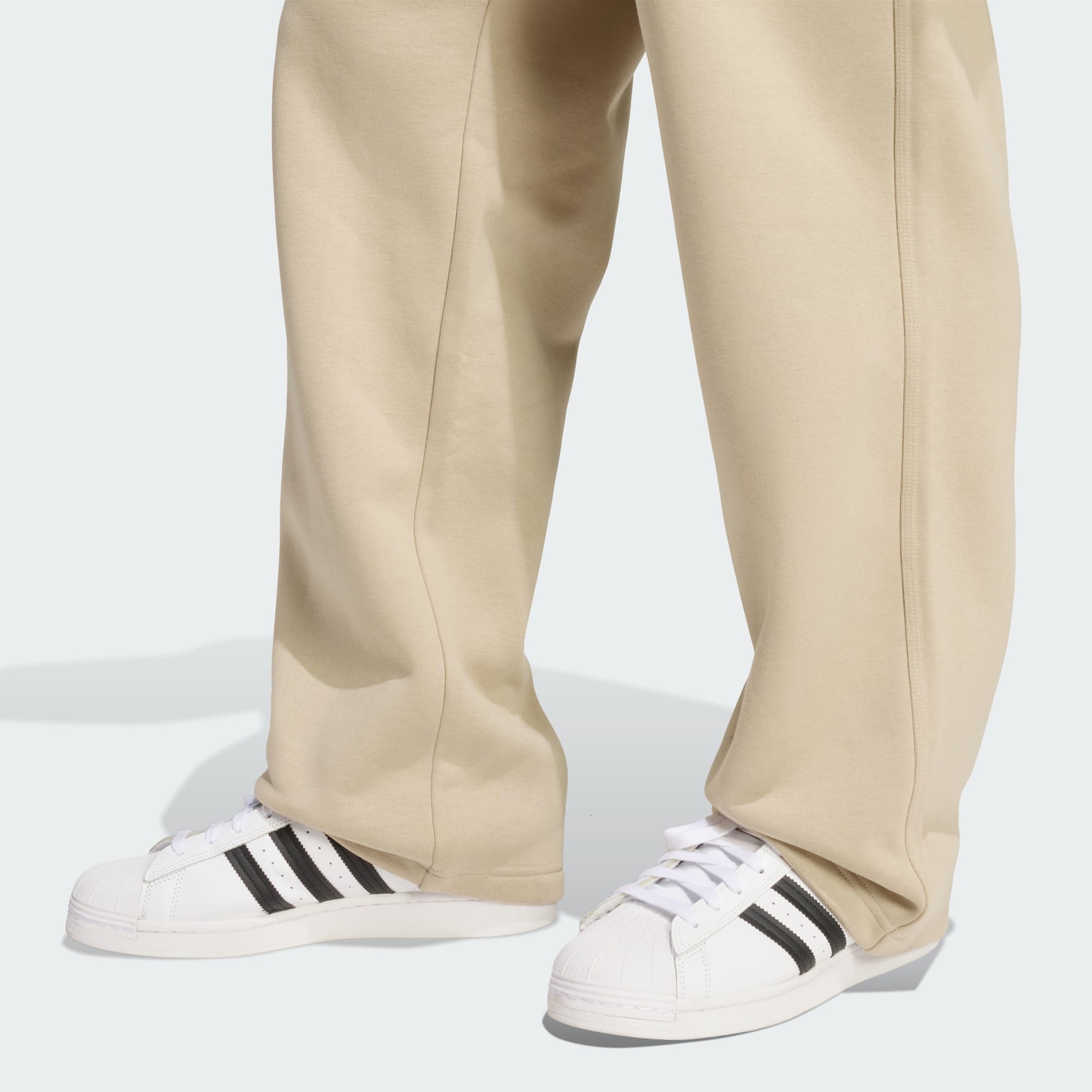 adidas Originals Jogginghose TREFOIL ESSENTIALS HOSE, BEINABSCHLÜSSE OHNE SAUM (1-tlg)