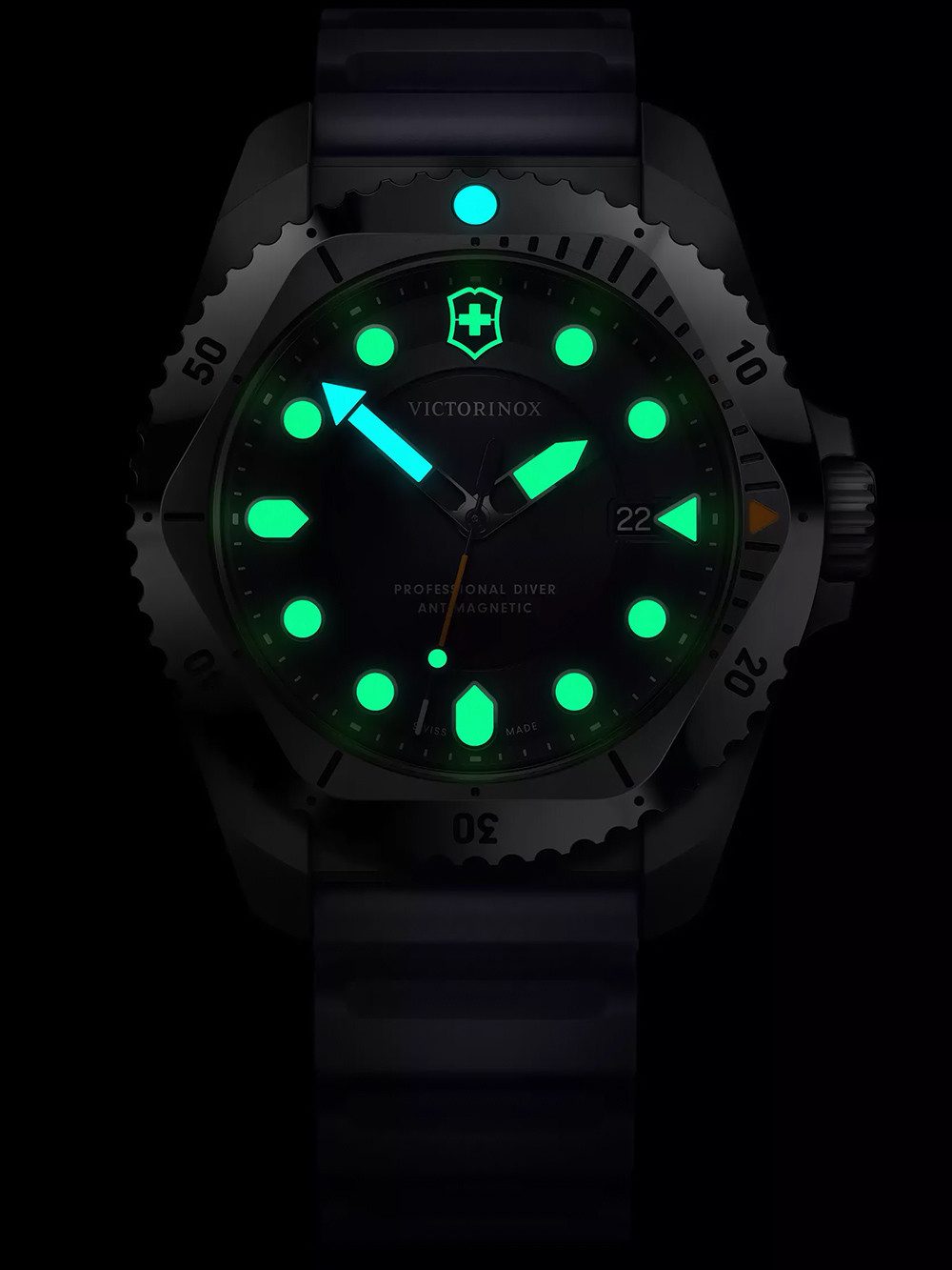 Victorinox Quarzuhr Victorinox 241991 Herrenuhr Dive Pro Quarz 43mm 30ATM V günstig online kaufen