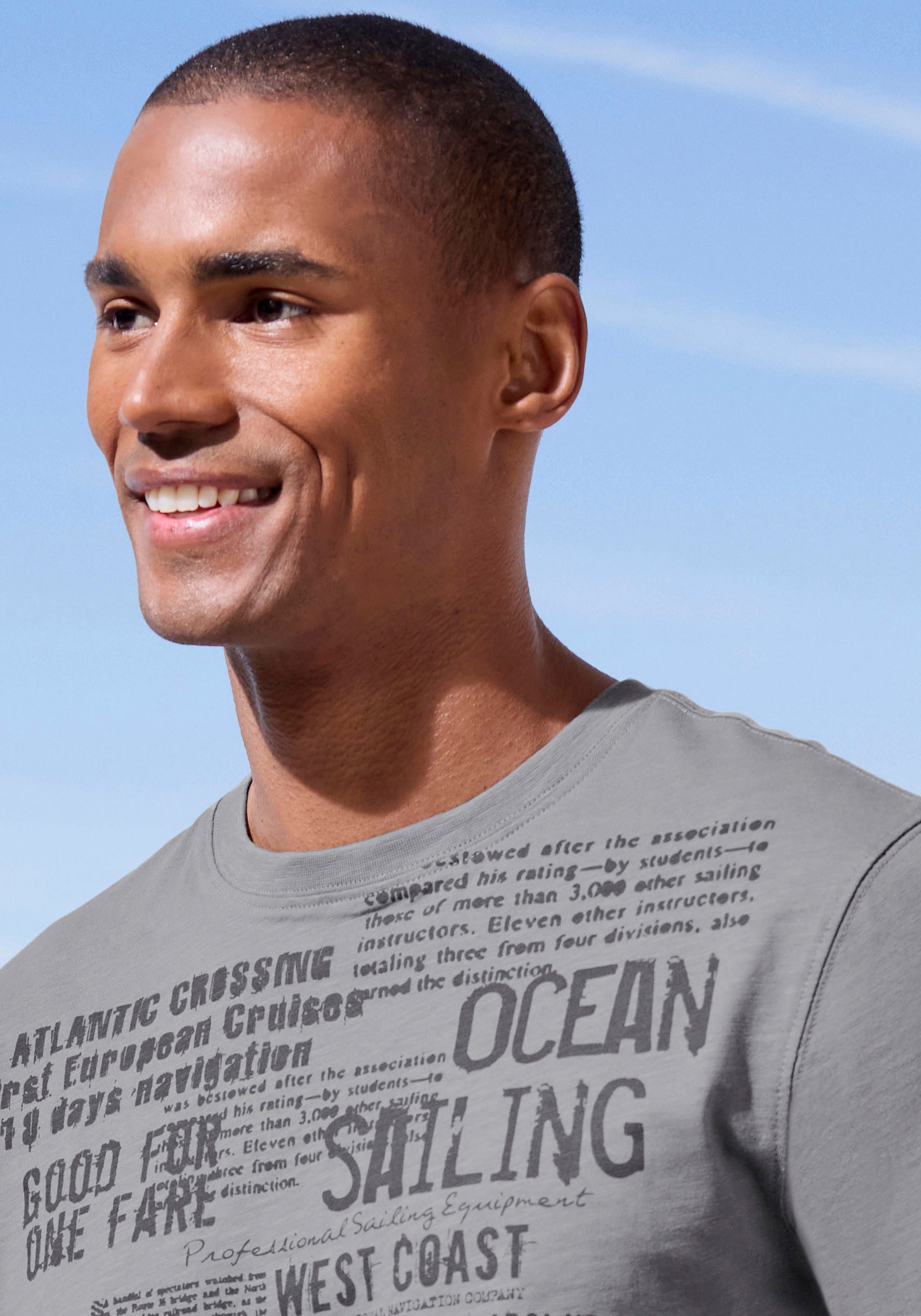 John Devin T-Shirt mit Print Regular-Fit, aus Slub-Qualität, mit Print