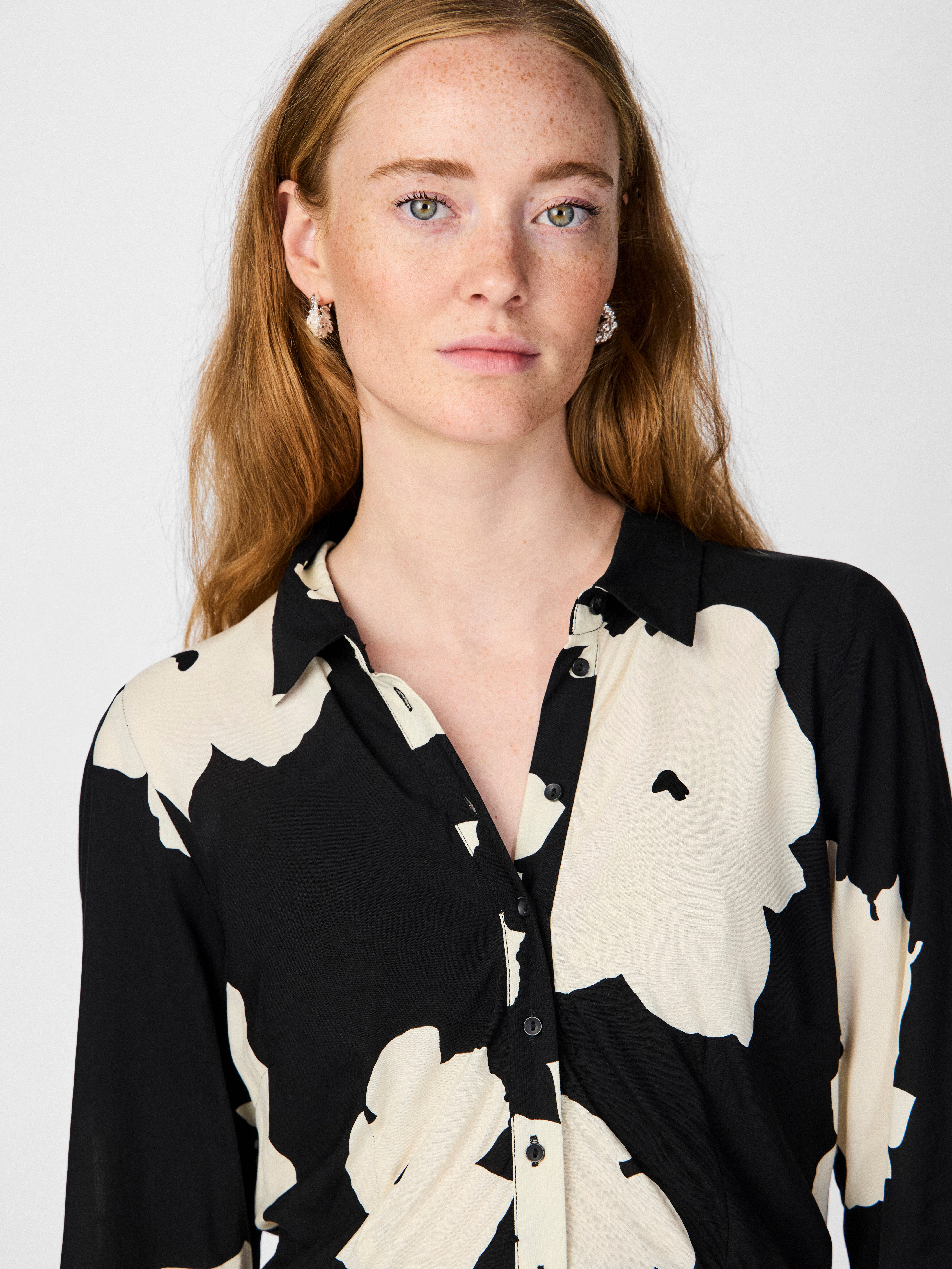 Y.A.S Hemdblusenkleid YASSAVANNA LONG SHIRT DRESS Viskose, loose fit