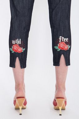 QueenKerosin Caprihose Wild & Free mit angesagter Rosenstickerei