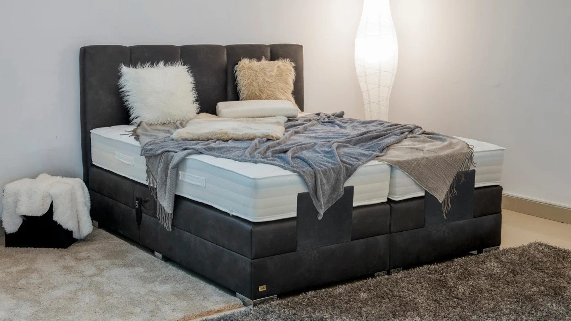PAARA Boxspringbett Chicago elektrisch verstellbar mit Motor alles, mit einzigartigem Belüftungssystem
