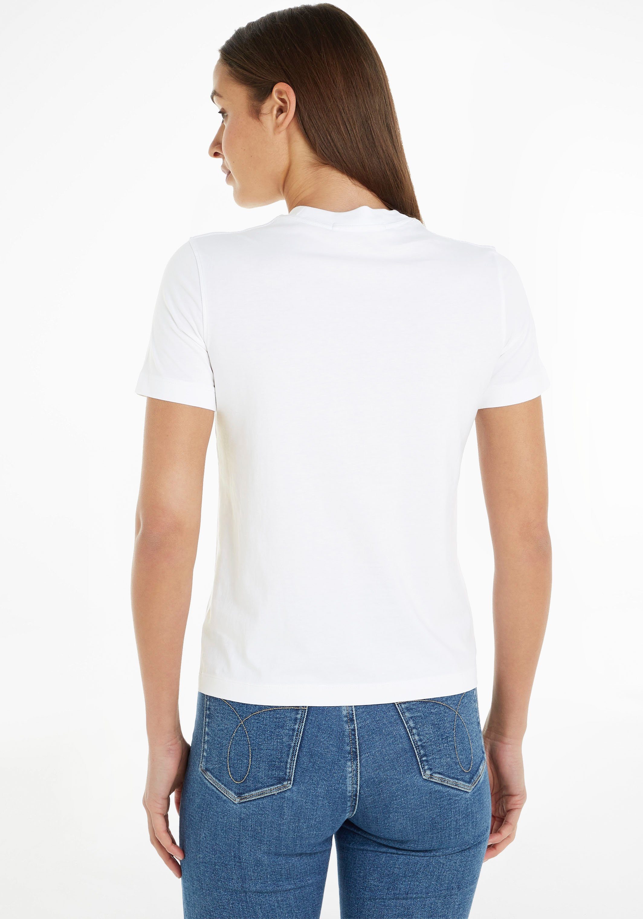 Calvin T-Shirt Spray-Design Jeans mit Klein im Logodruck