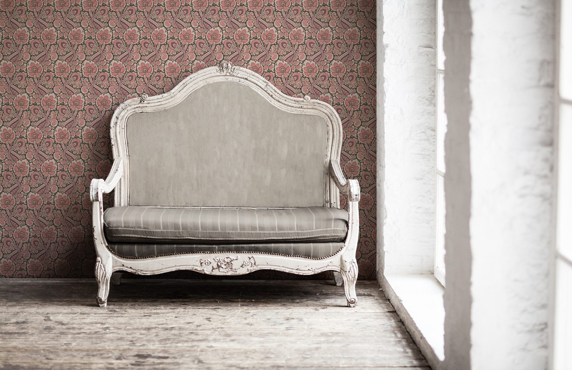 living walls Vliestapete LIMITED – Paisley Ornament, leicht strukturiert, Paisleymuster, orientalisch, ornamental, (1 St), Opulentes Paisley-Muster mit floralen Ranken