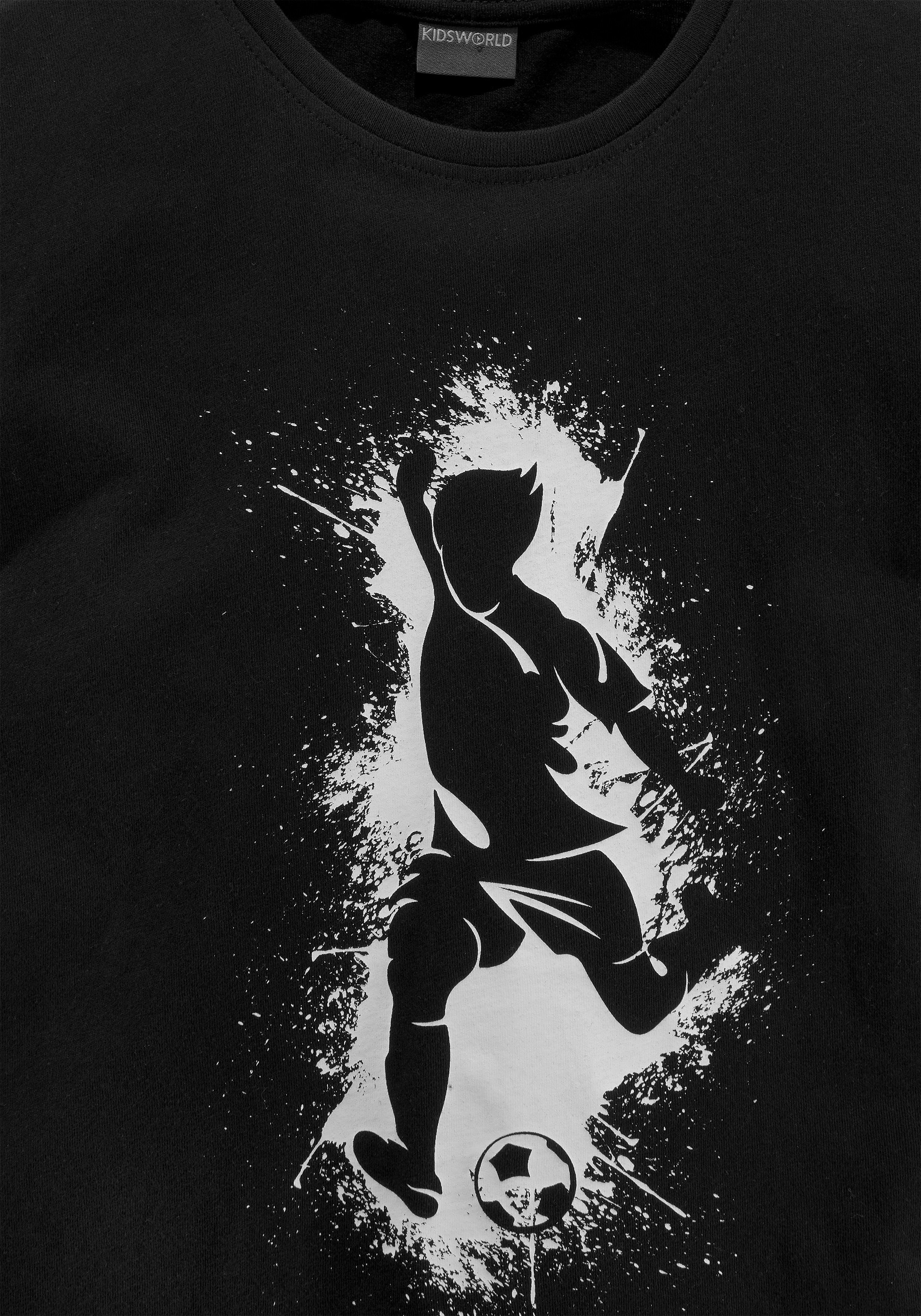 KIDSWORLD T-Shirt Mit lässigem FUSSBALLER - Druck Kurzarm, Basic-Passform, mit stylischem Druck, Rundhalsausschnitt