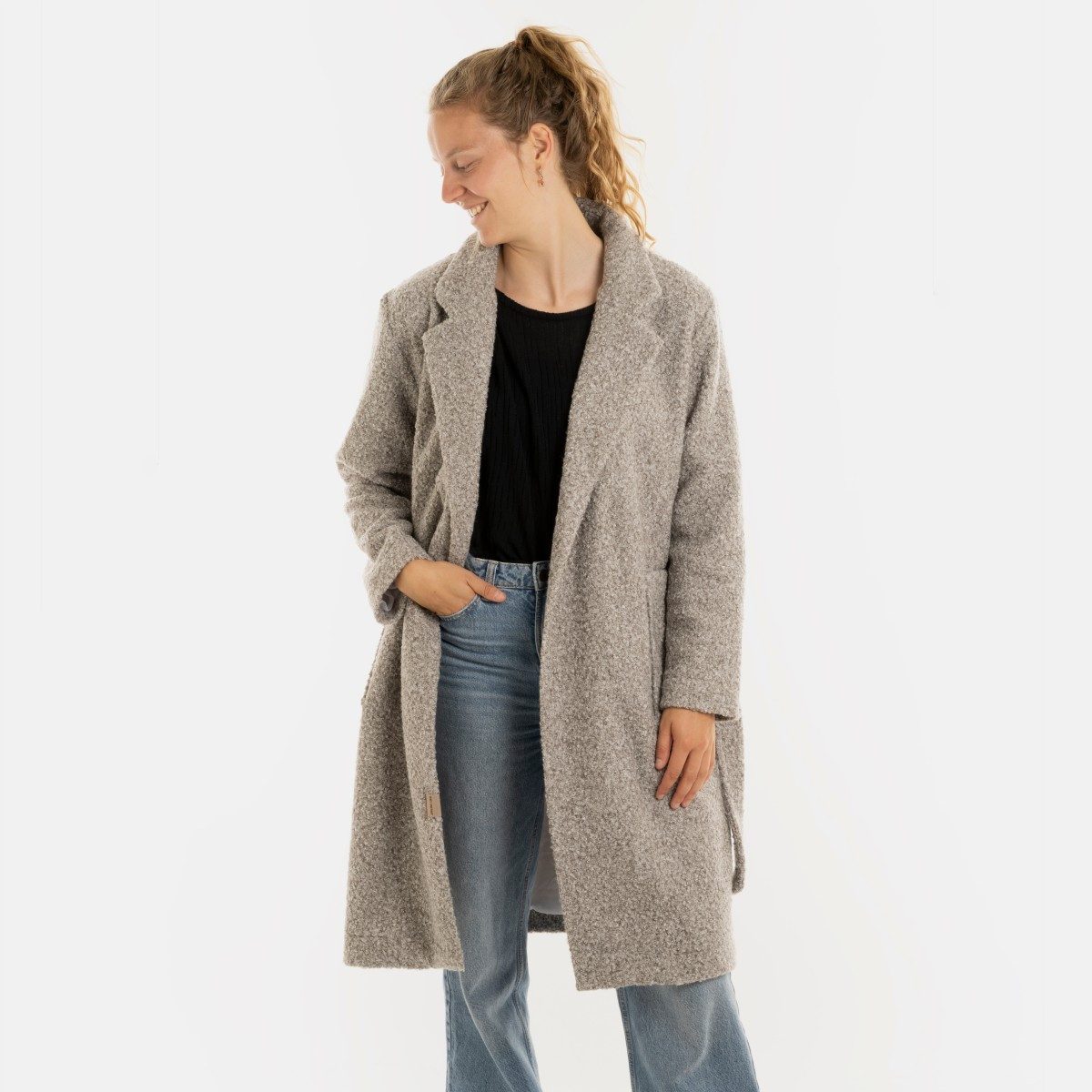 Knit Factory Strickmantel Esra Mantel Grau 36/38 (Set, 1-tlg., Spar-Set) Strick accesoires Wohnen sale winter herbst deko mode Damen Herren