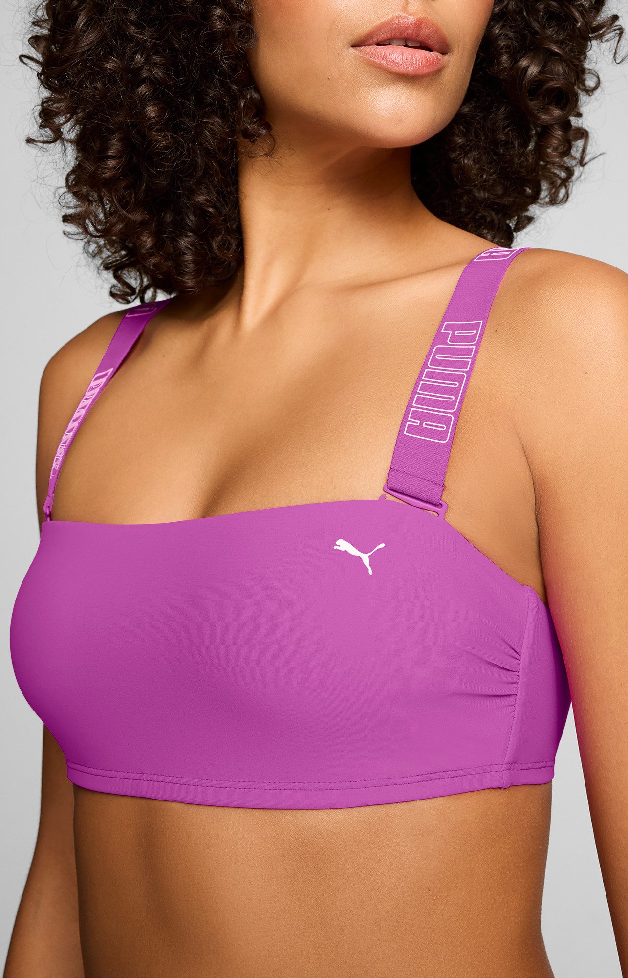 PUMA Bandeau-Bikini-Top PUMA SWIM WOMEN BANDEAU TOP, breite, verstellbare Träger mit Logoschriftzug