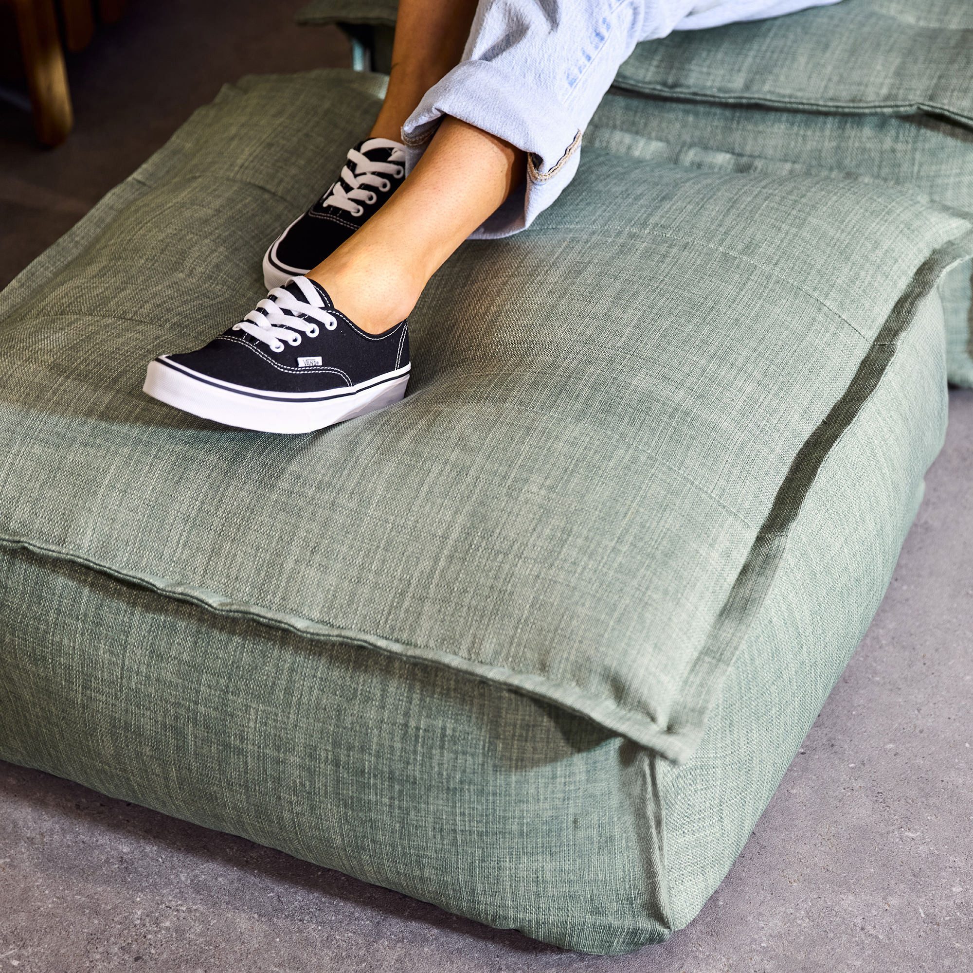 icon Sitzsack Fußhocker für den Innen- und Außenbereich "Vita", mit Füllung, Made in Germany, Sitzhocker, Fußstütze, Sitzpouf, wetterfest