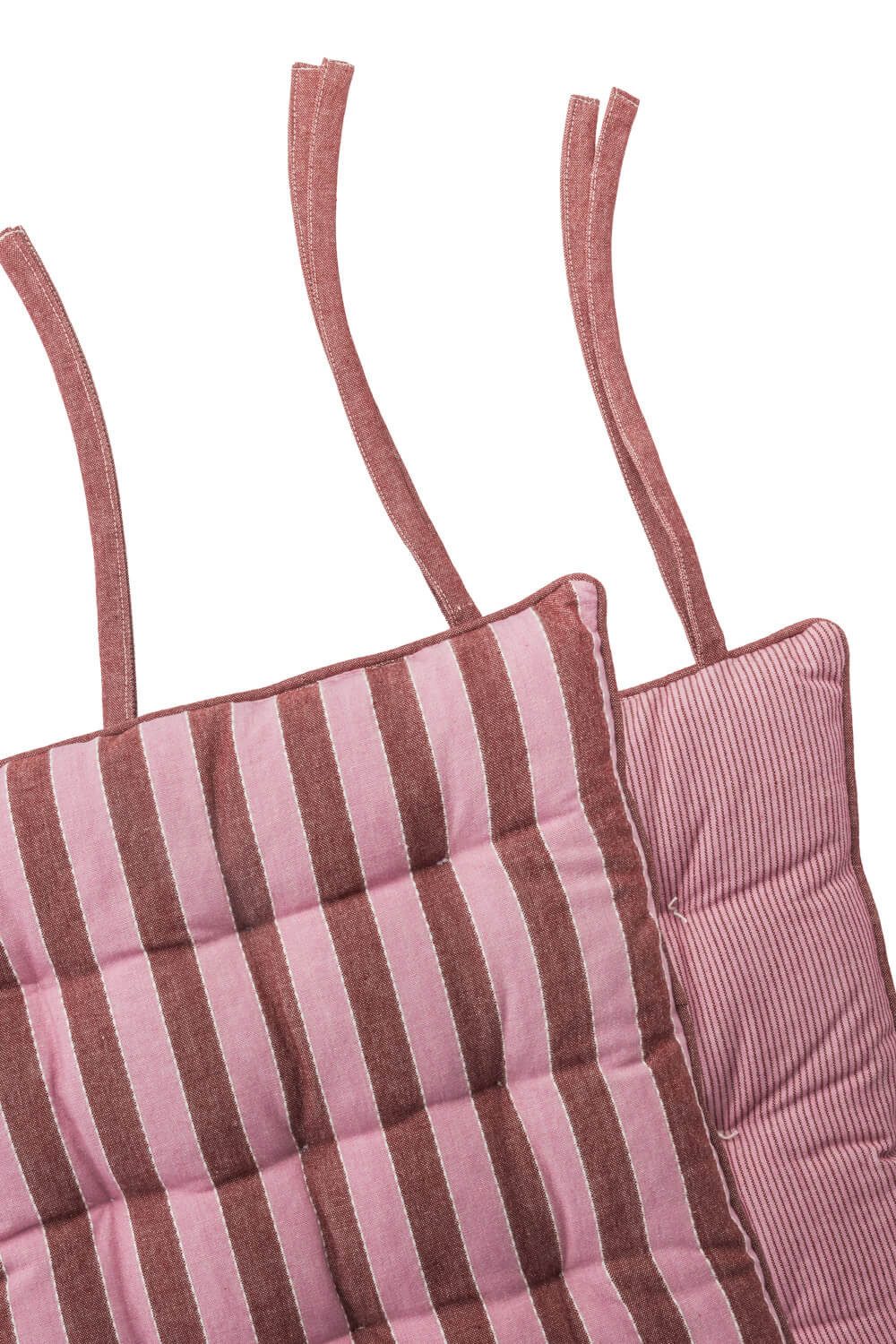 Tranquillo Sitzkissen VIVID LINES 40x40x4 cm rosa Bio-Baumwoll-Bezug Bänder zum Fixieren, Nachhaltiges Stuhlkissen aus recycelter Baumwollfüllung, formstabil