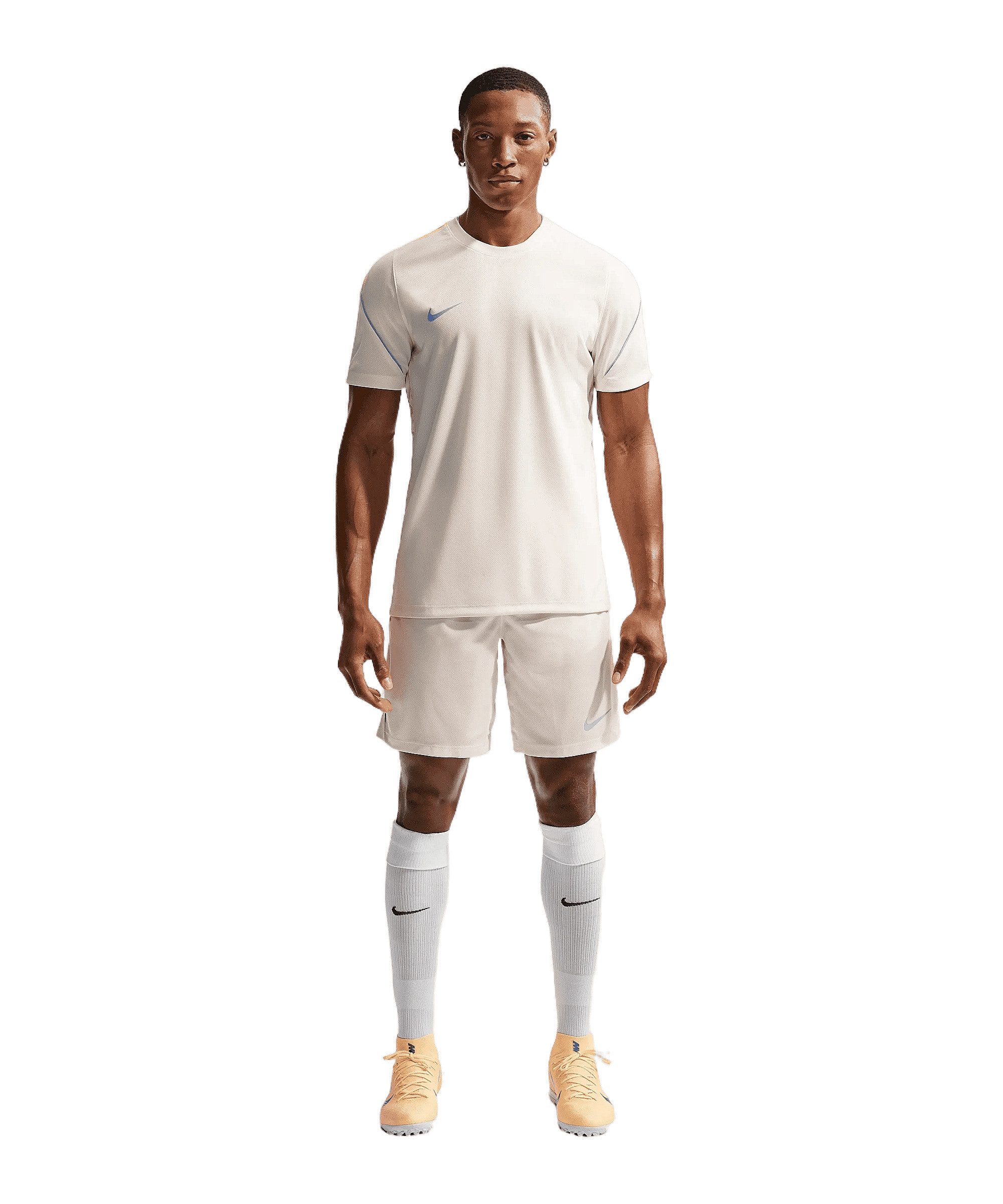 Nike T-Shirt Nike Performance Strike Trainingsshirt Weiß Polyester
