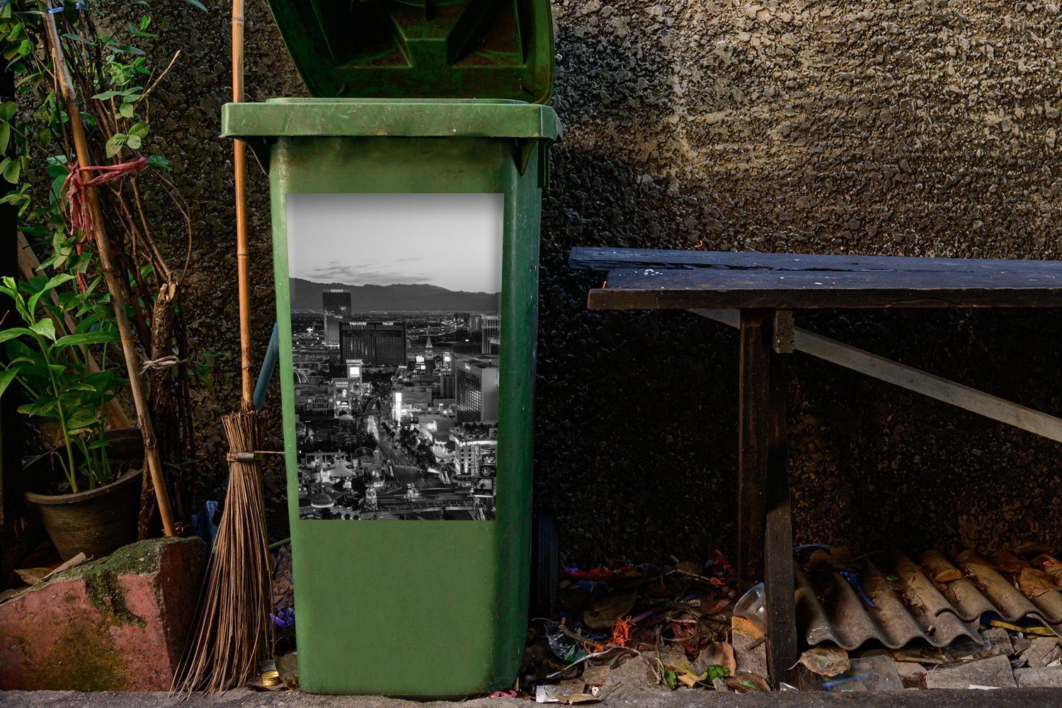 MuchoWow Wandsticker Der Strip von in Mülltonne, Vegas St), und Container, Schwarz Sticker, Mülleimer-aufkleber, Las Weiß Abfalbehälter (1