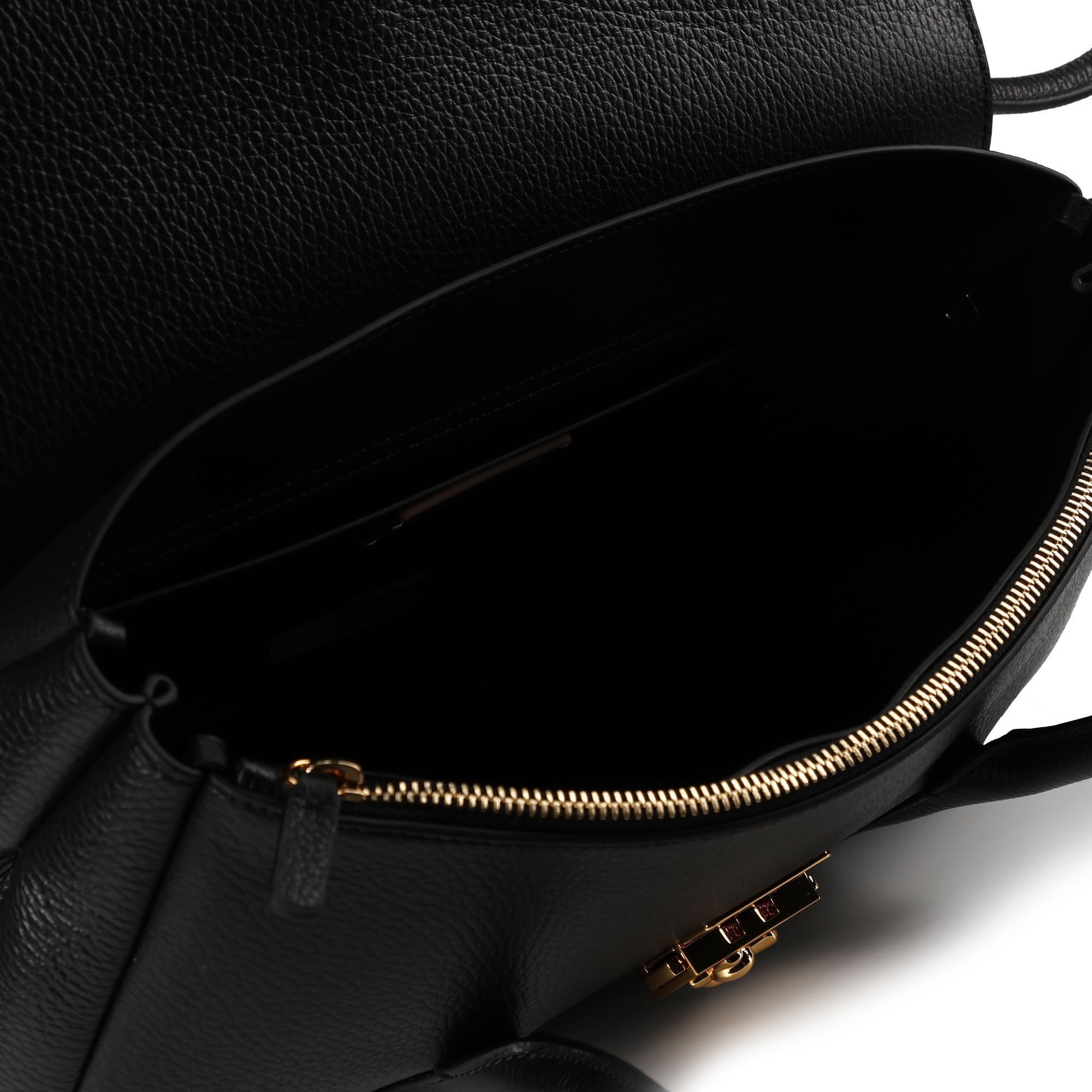 COCCINELLE Schultertasche C-Me Lock, Leder